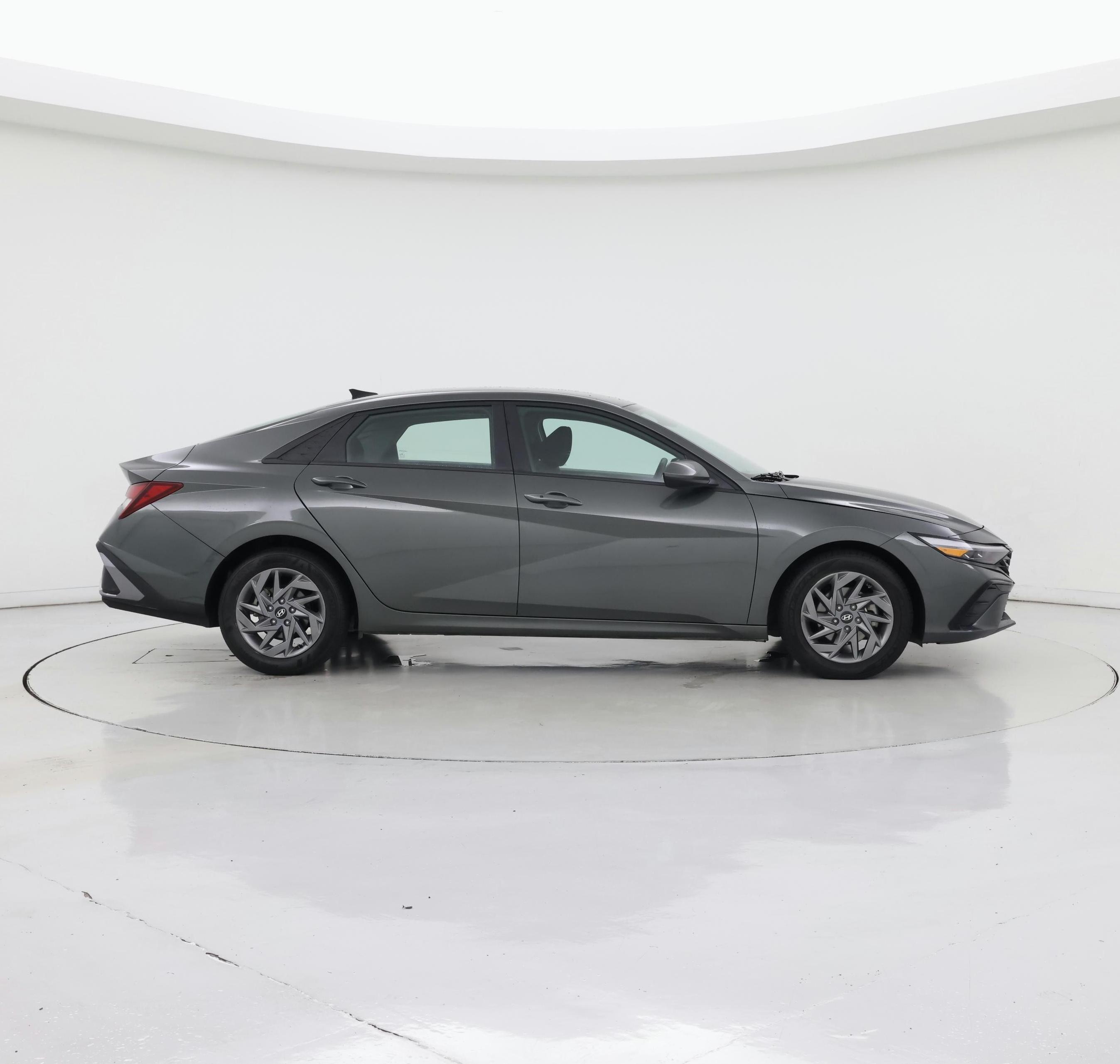Thumbnail: 2024 Hyundai Elantra - 7