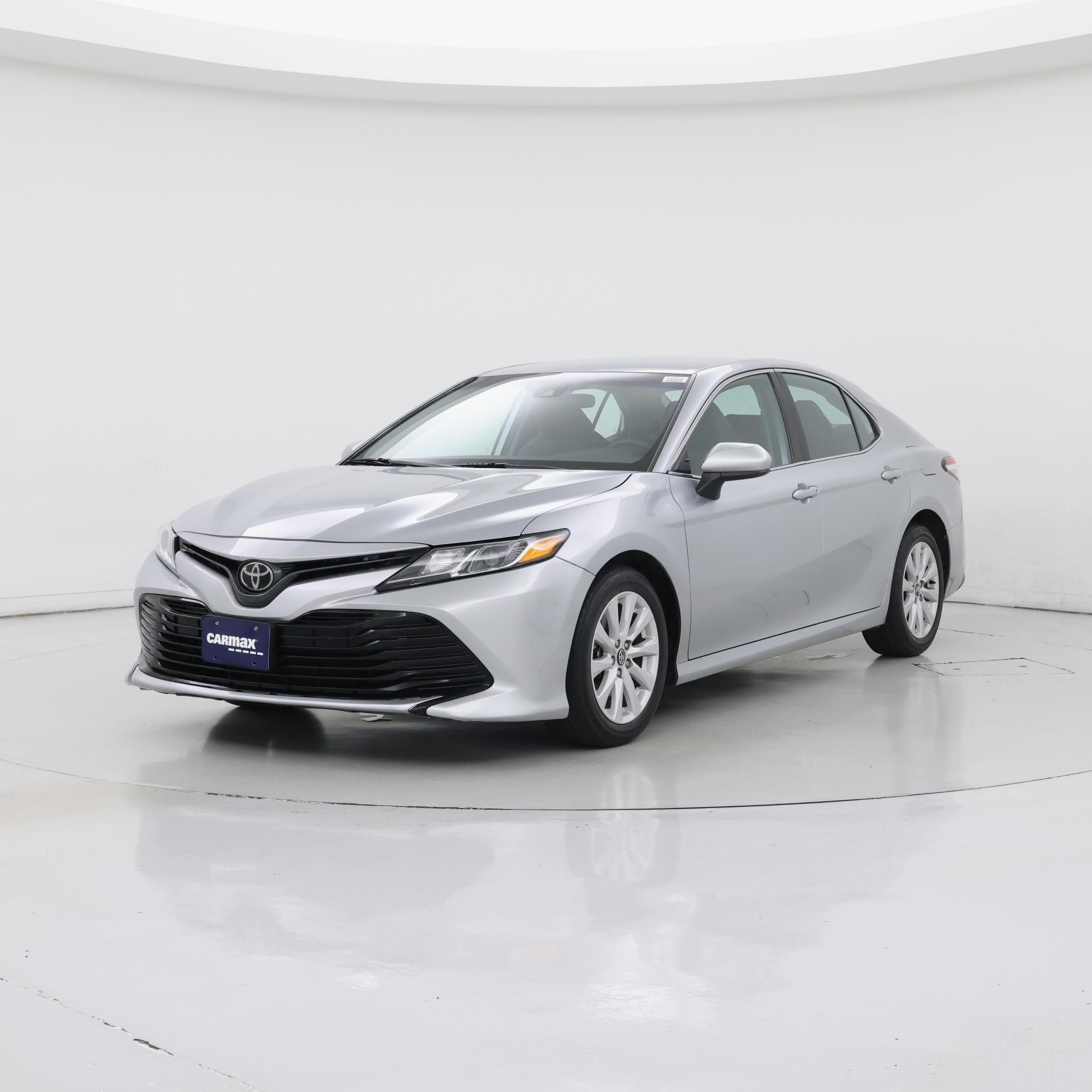 Thumbnail: 2020 Toyota Camry - 4