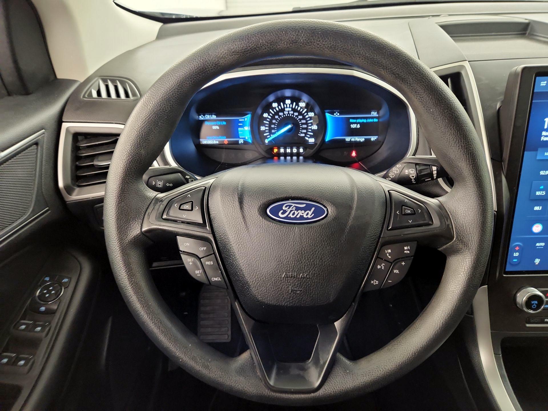 Thumbnail: 2021 Ford Edge - 10