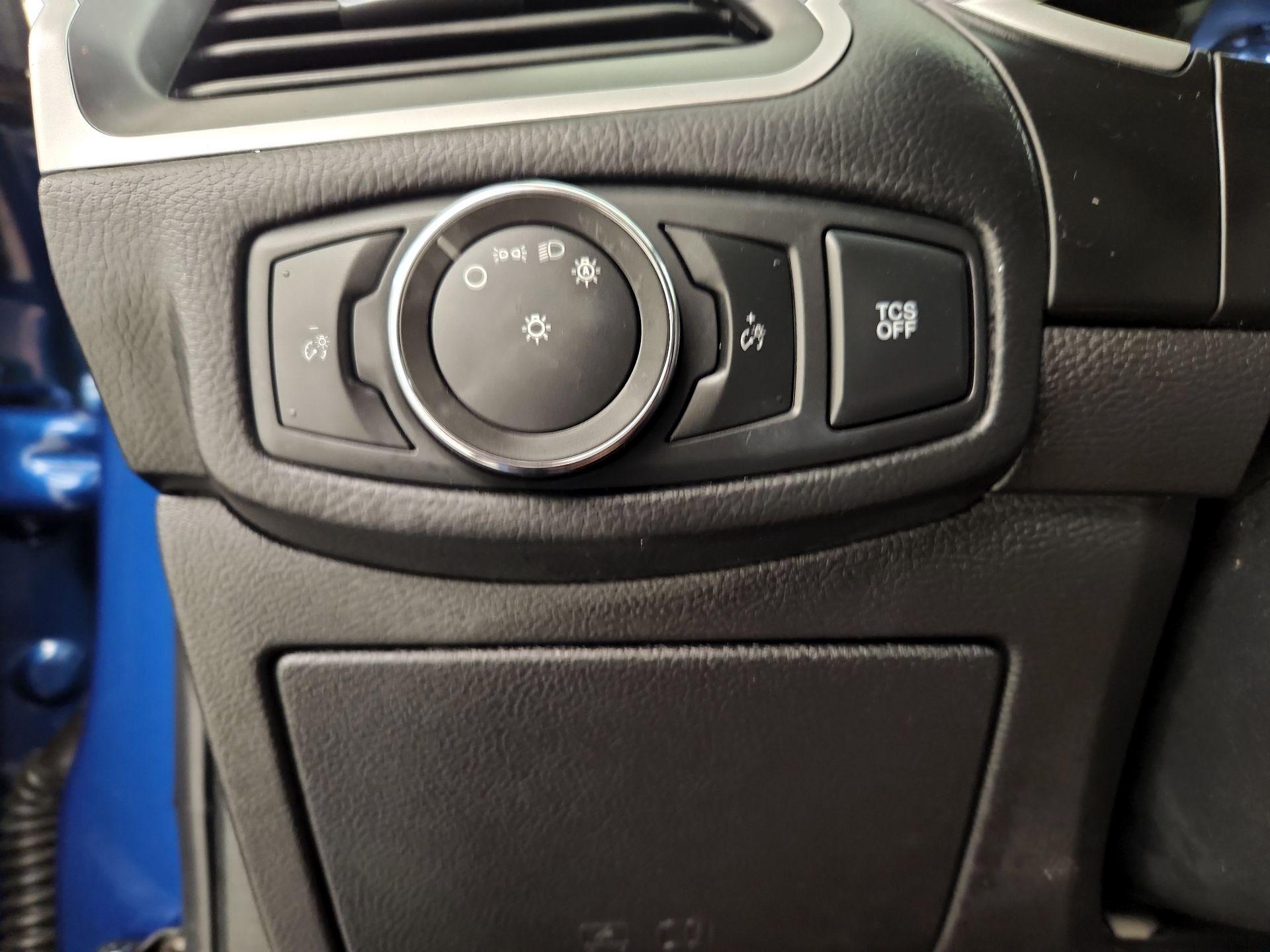 Thumbnail: 2021 Ford Edge - 13