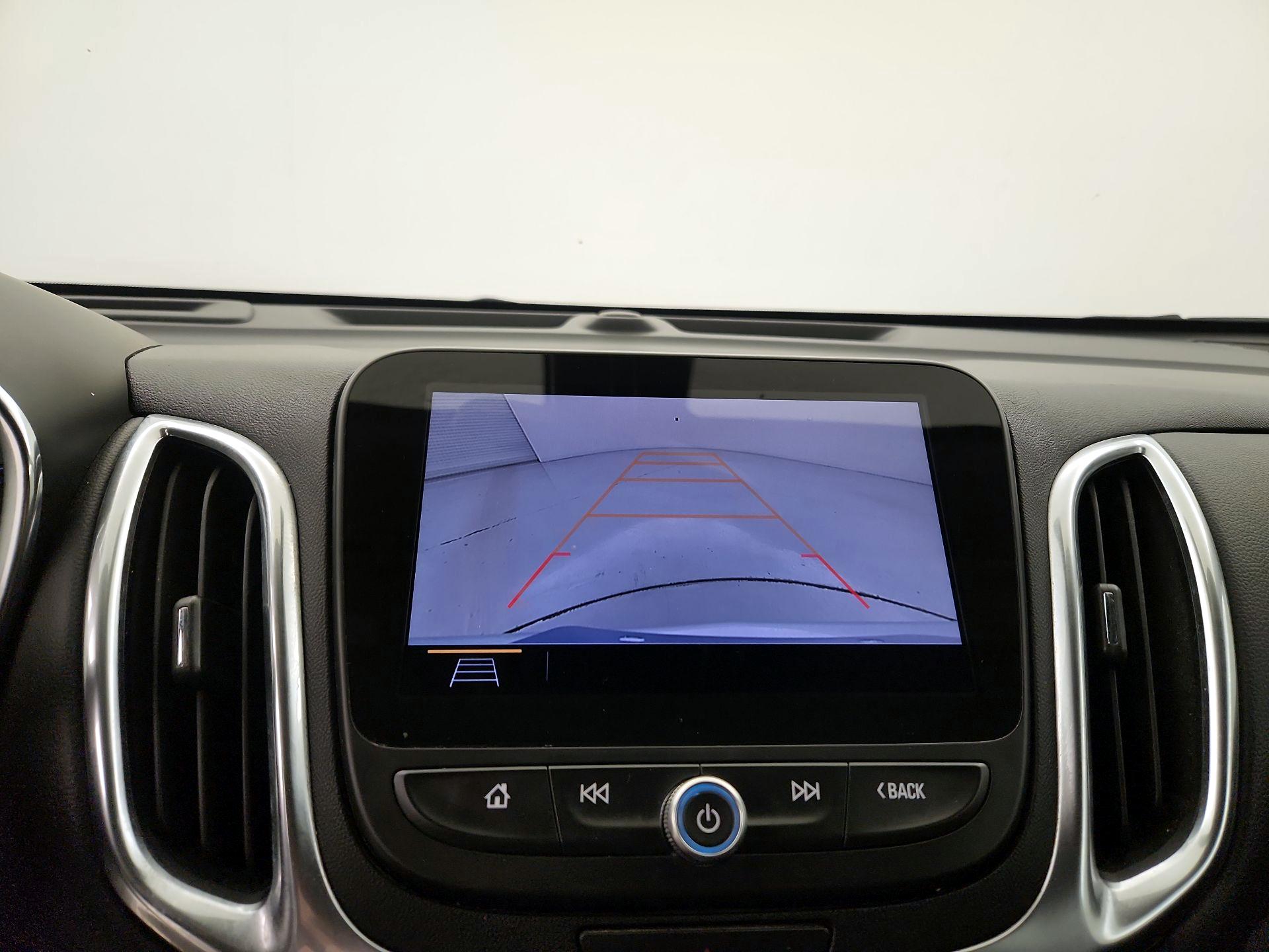 Thumbnail: 2021 Chevrolet Equinox - 14