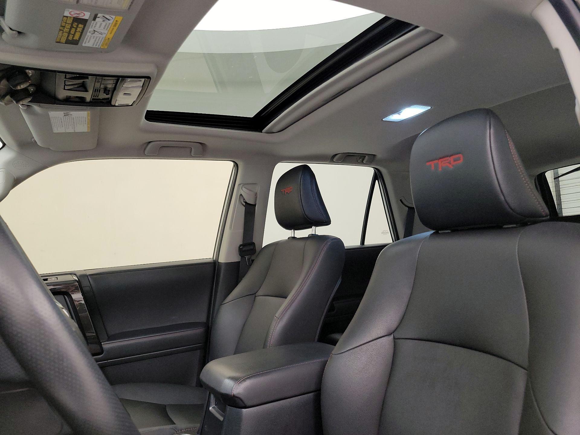Thumbnail: 2020 Toyota 4Runner - 20