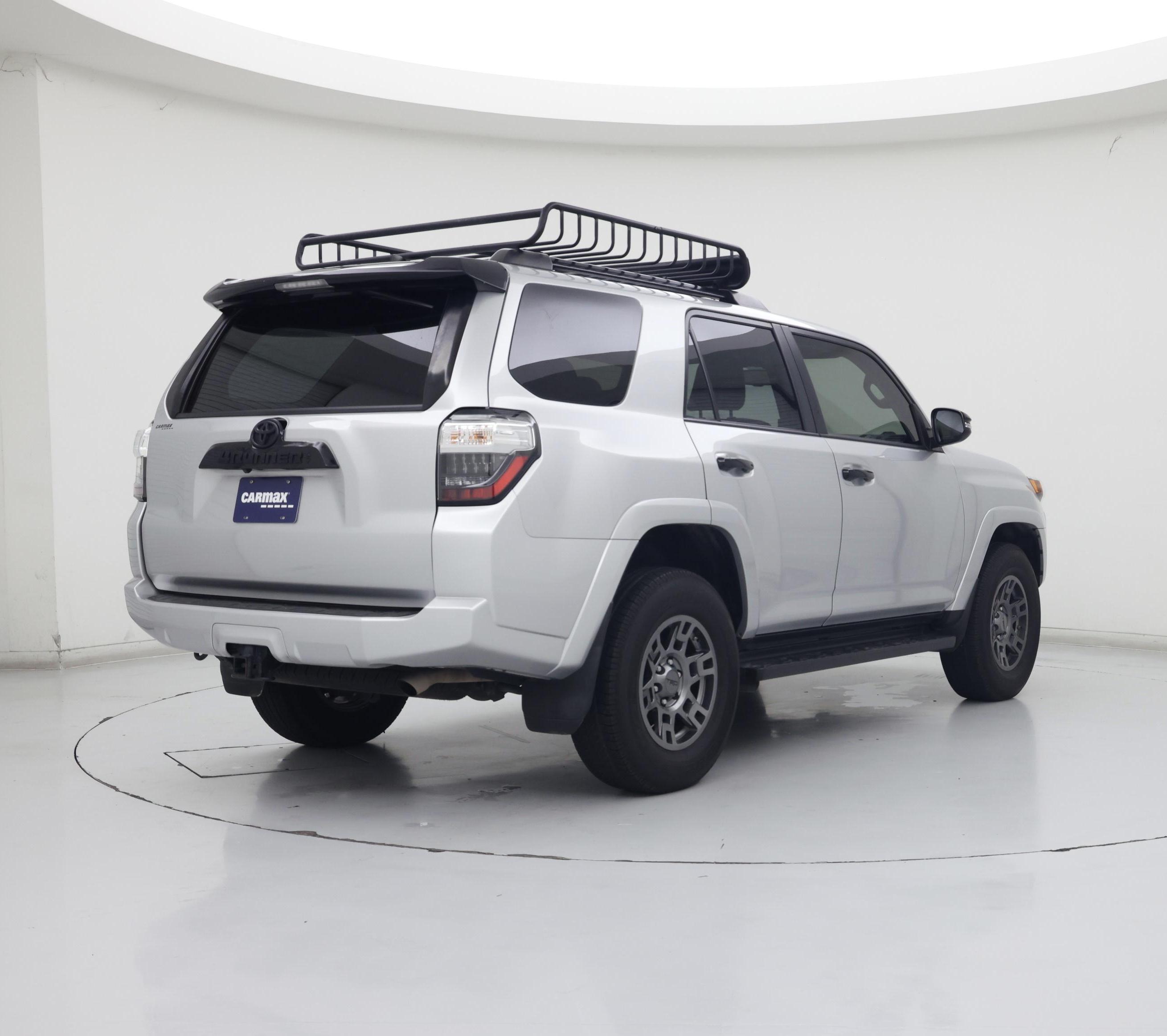 Thumbnail: 2020 Toyota 4Runner - 8