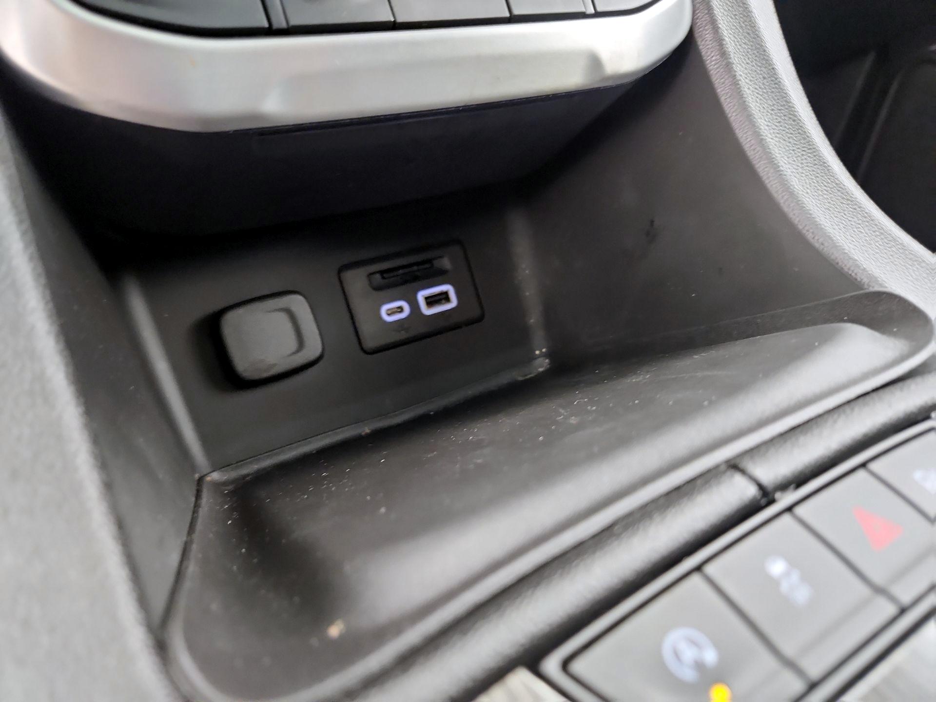 Thumbnail: 2022 GMC Acadia - 18