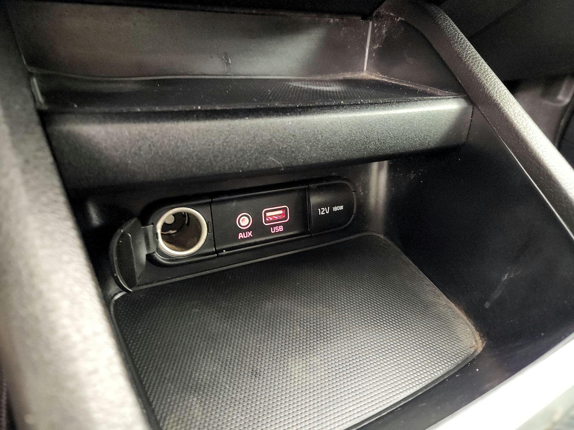 Thumbnail: 2021 Kia Forte - 18