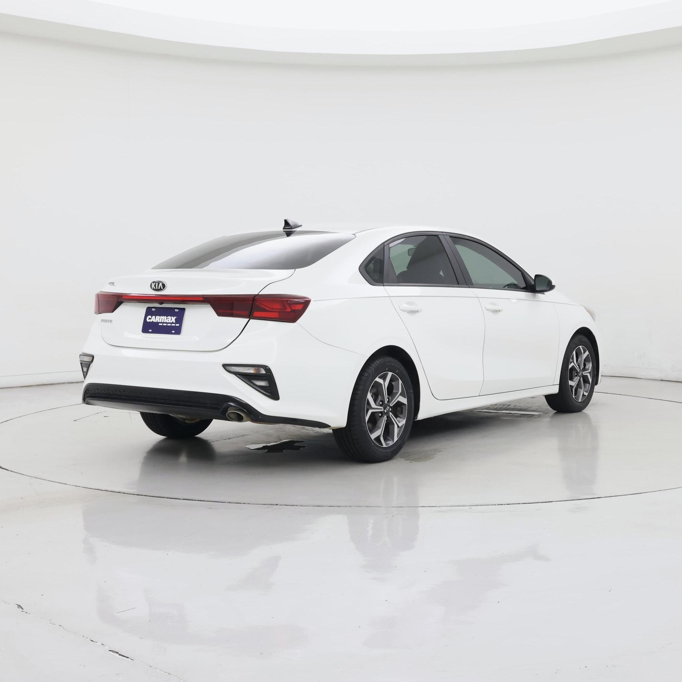 Thumbnail: 2021 Kia Forte - 8