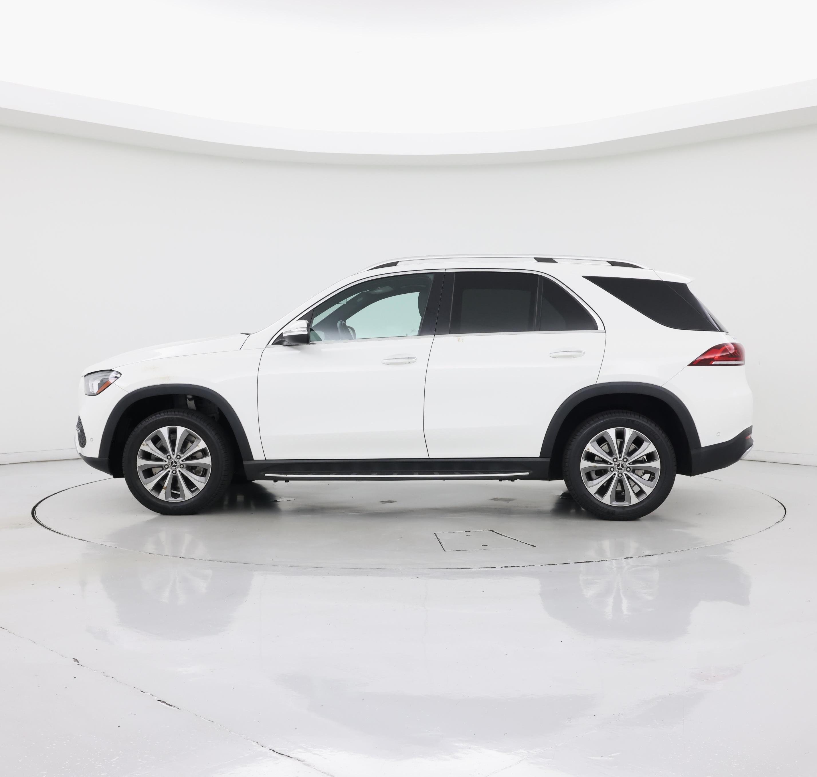 Thumbnail: 2020 Mercedes-Benz GLE - 3