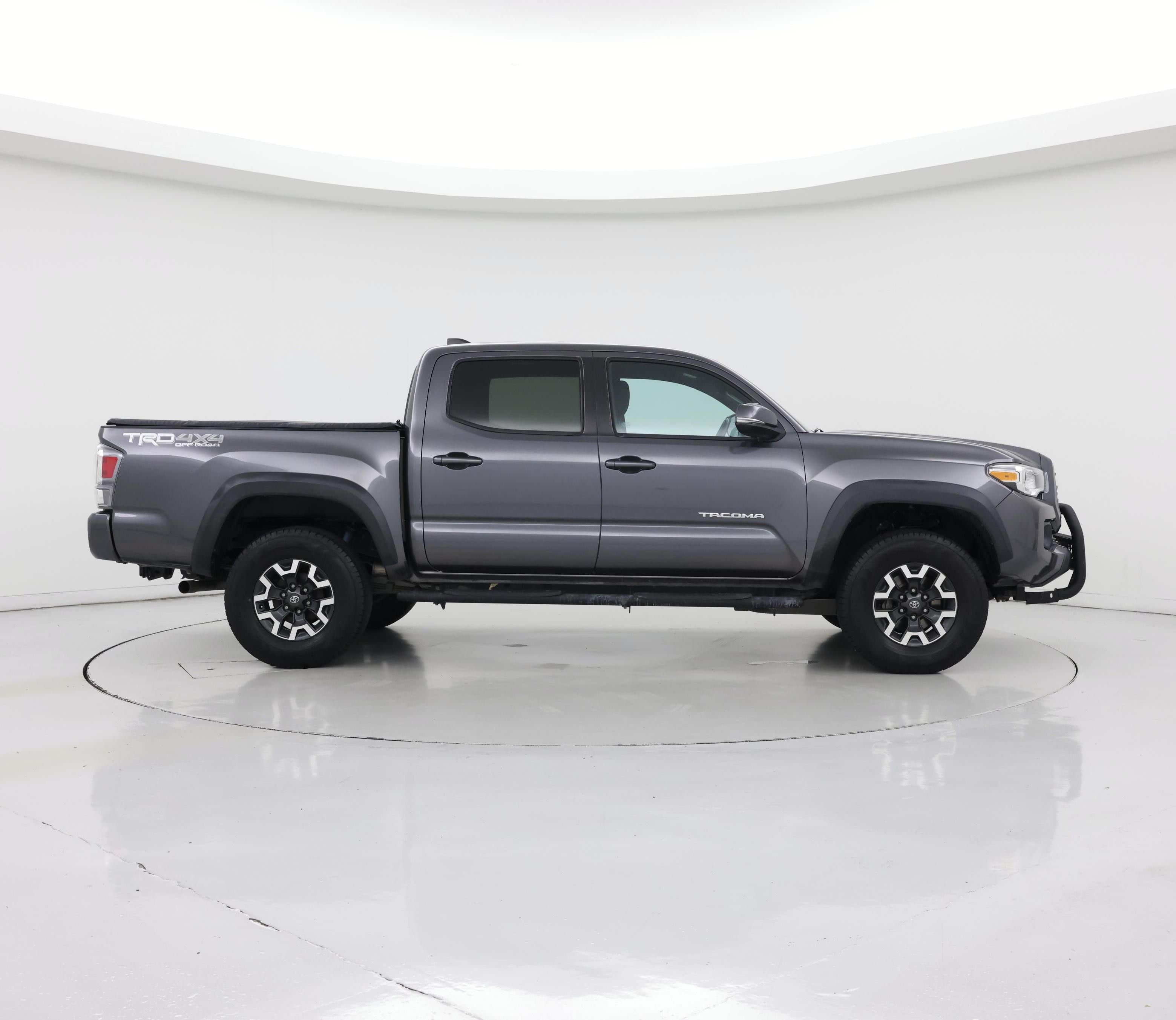 Thumbnail: 2021 Toyota Tacoma - 7