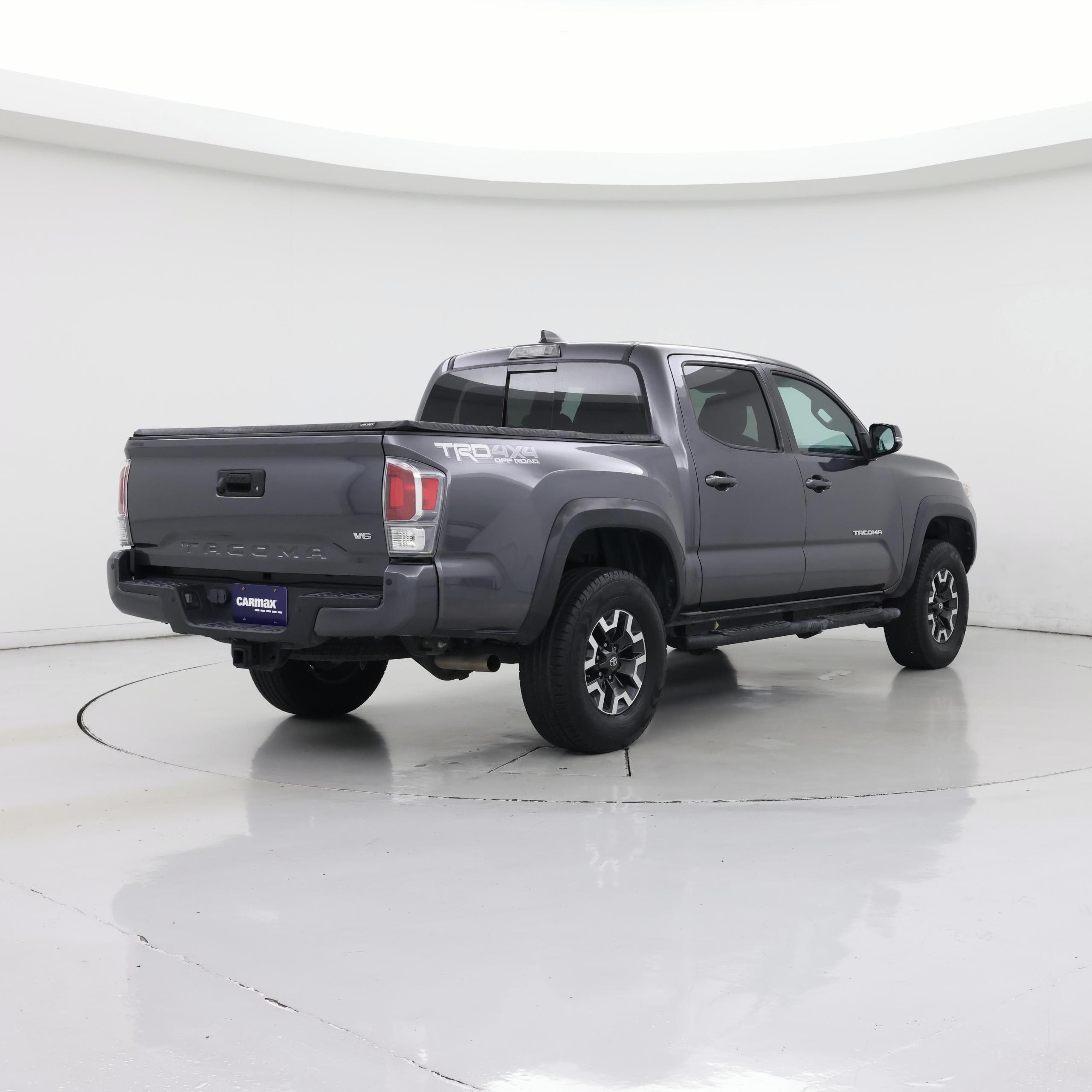 Thumbnail: 2021 Toyota Tacoma - 8