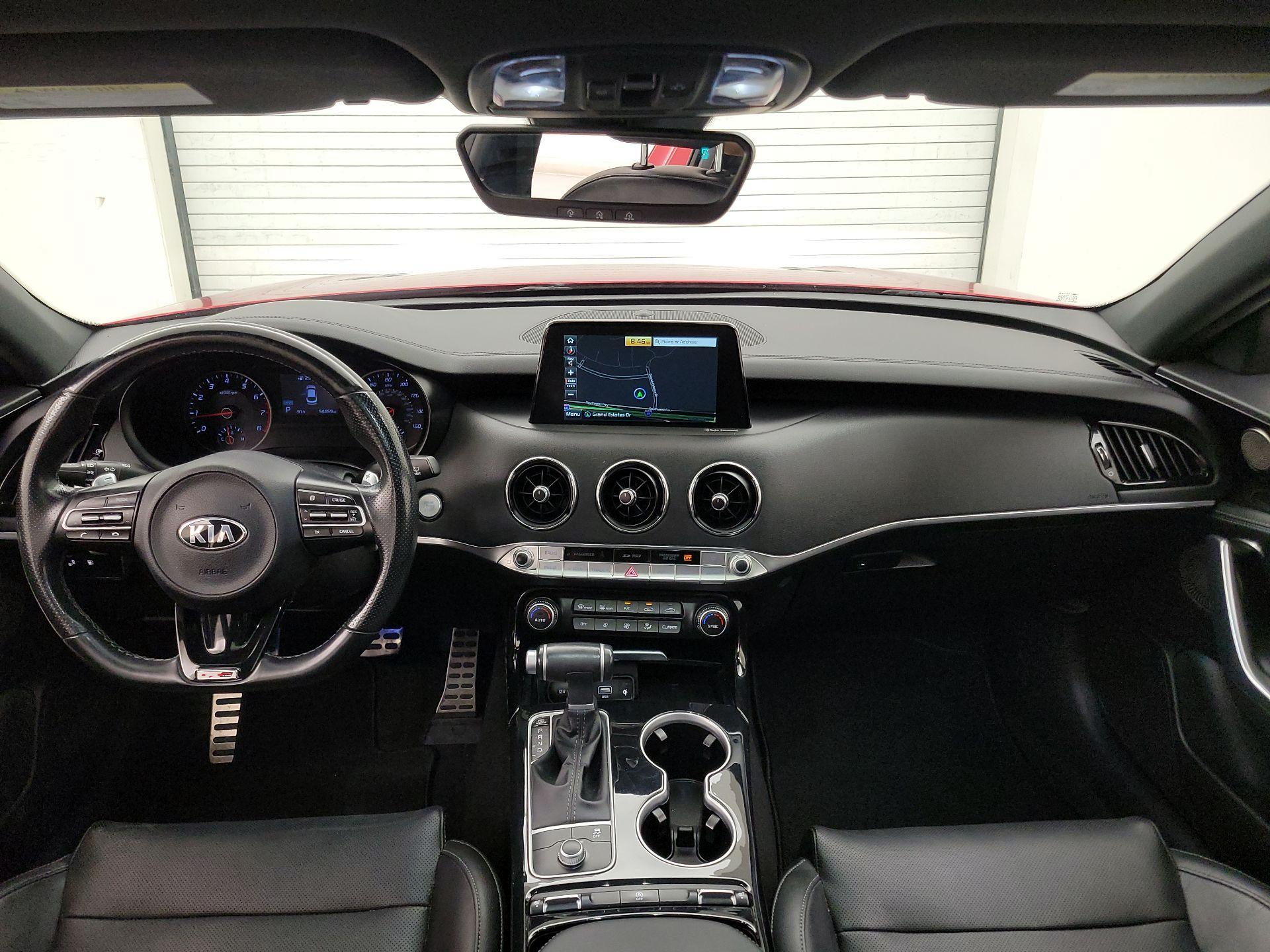 Thumbnail: 2020 Kia Stinger - 9