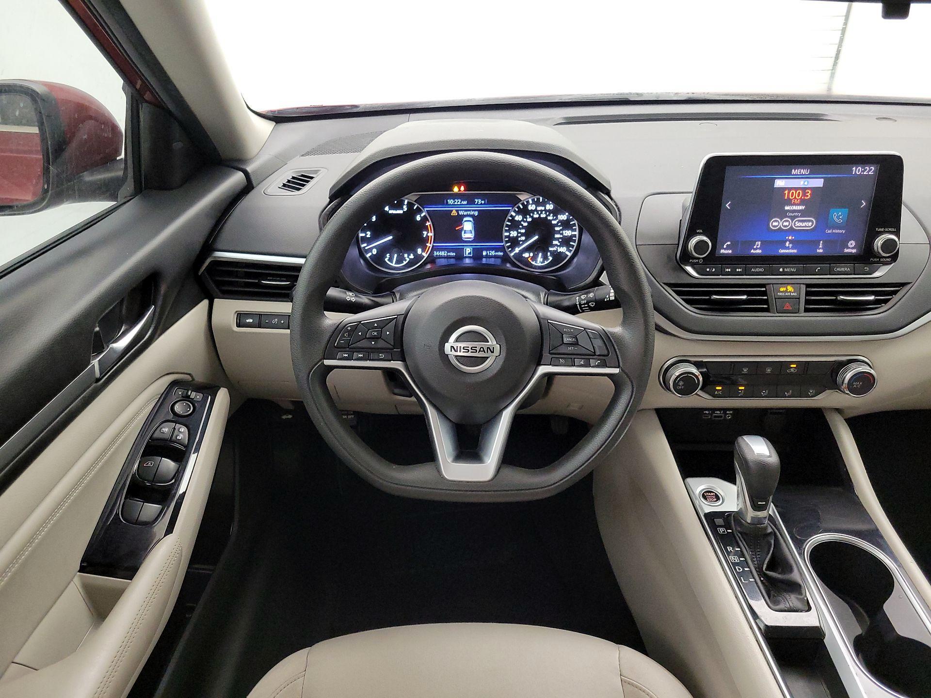 Thumbnail: 2021 Nissan Altima - 10