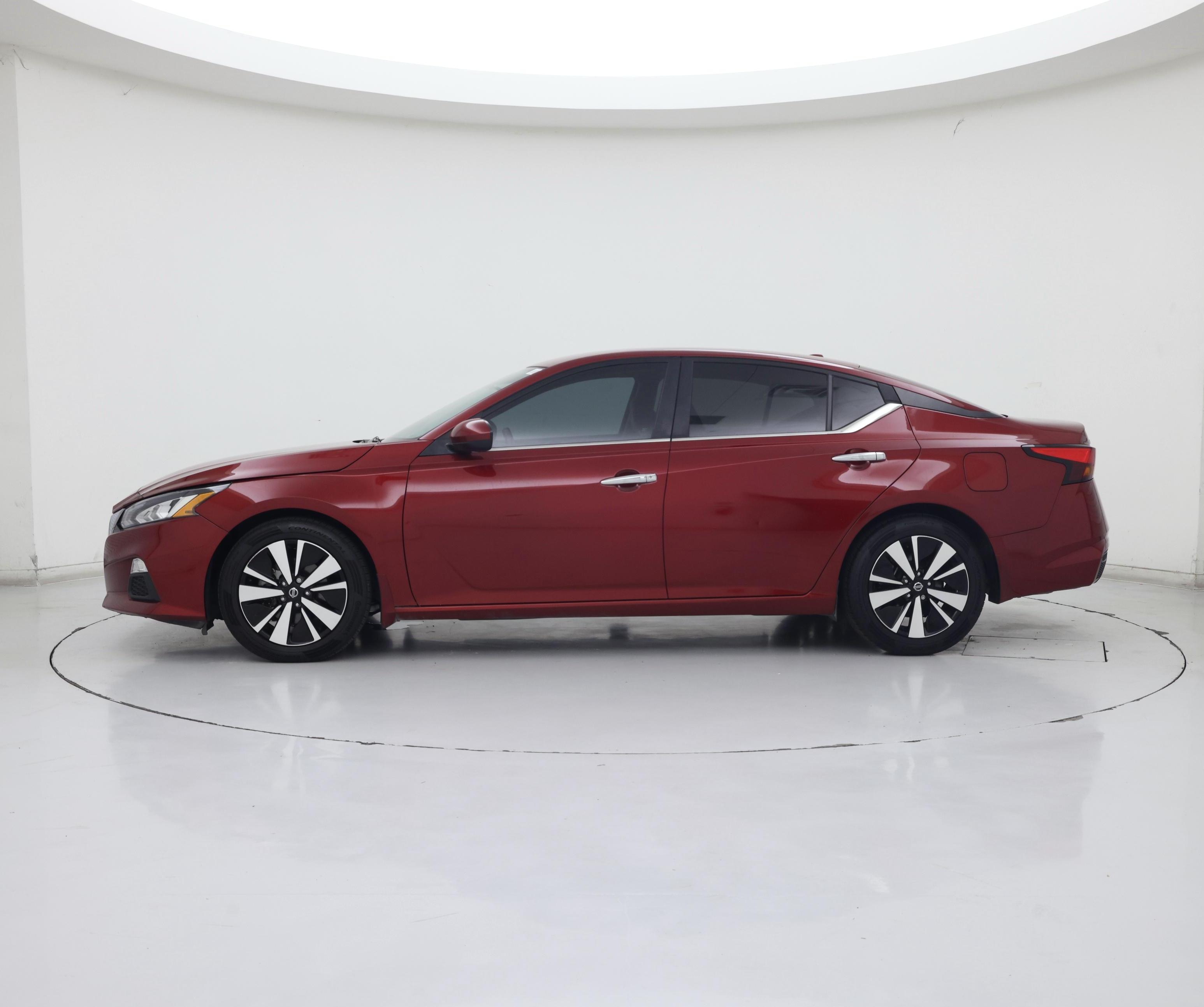 Thumbnail: 2021 Nissan Altima - 3