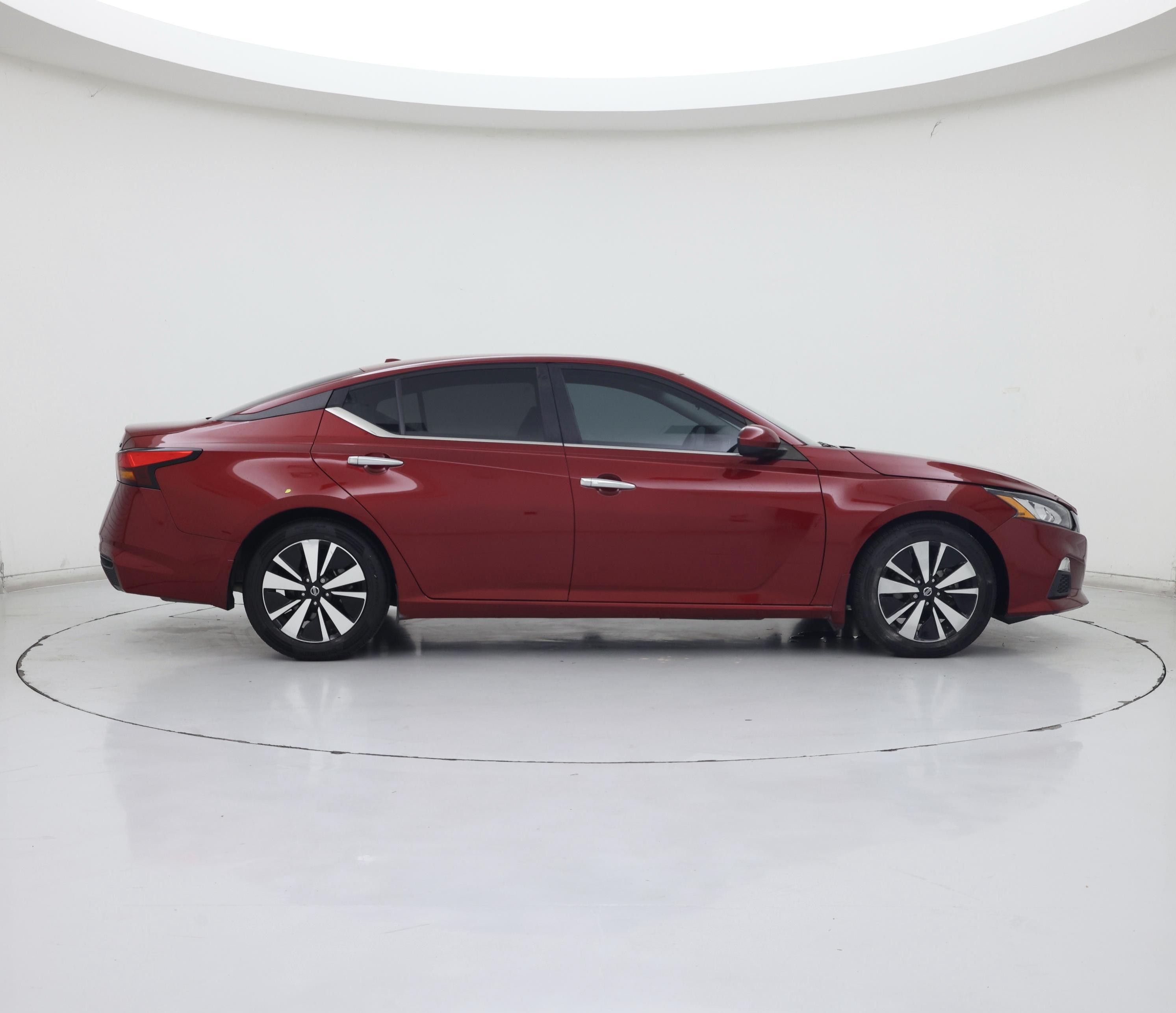 Thumbnail: 2021 Nissan Altima - 7