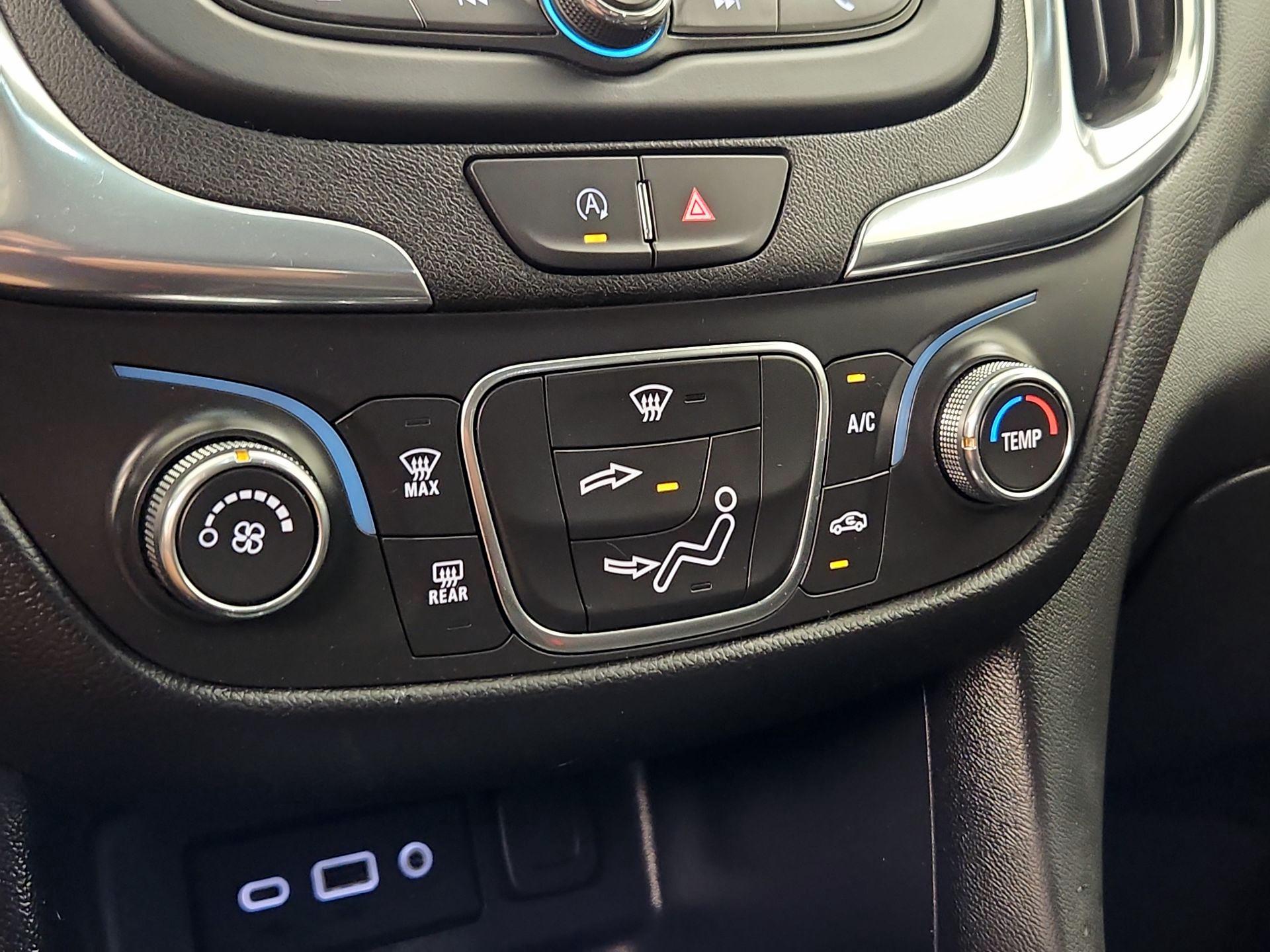 Thumbnail: 2023 Chevrolet Equinox - 16