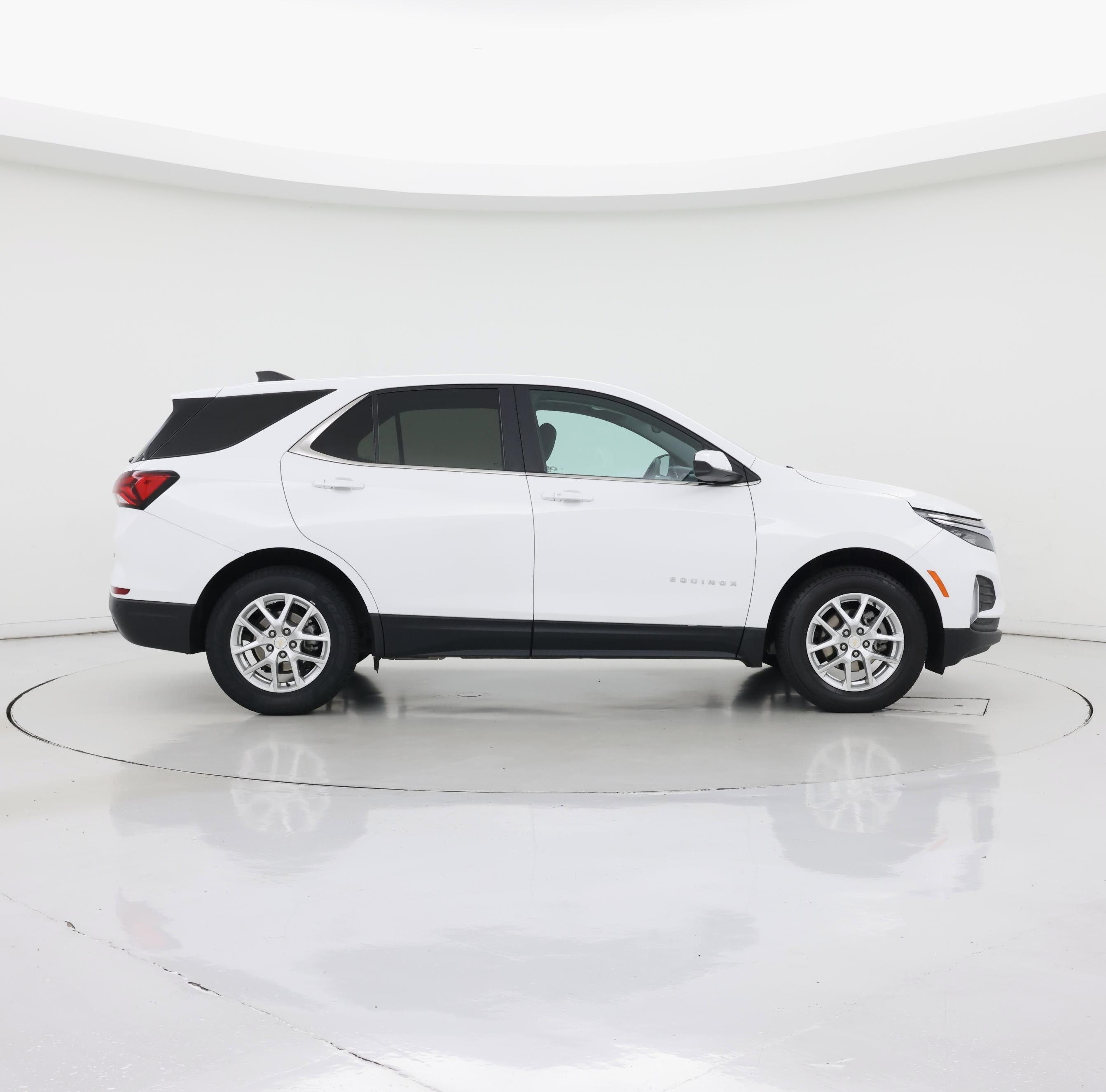 Thumbnail: 2023 Chevrolet Equinox - 7