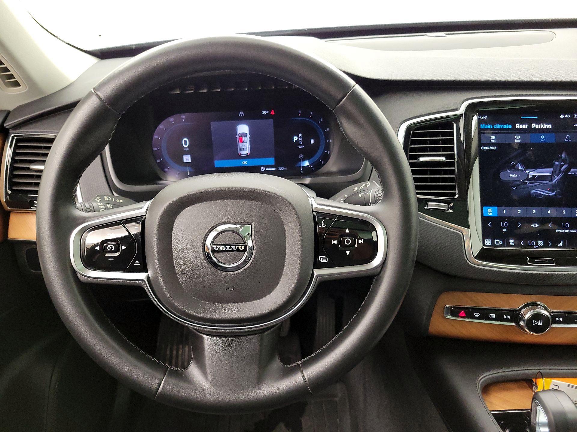 Thumbnail: 2023 Volvo XC90 - 10