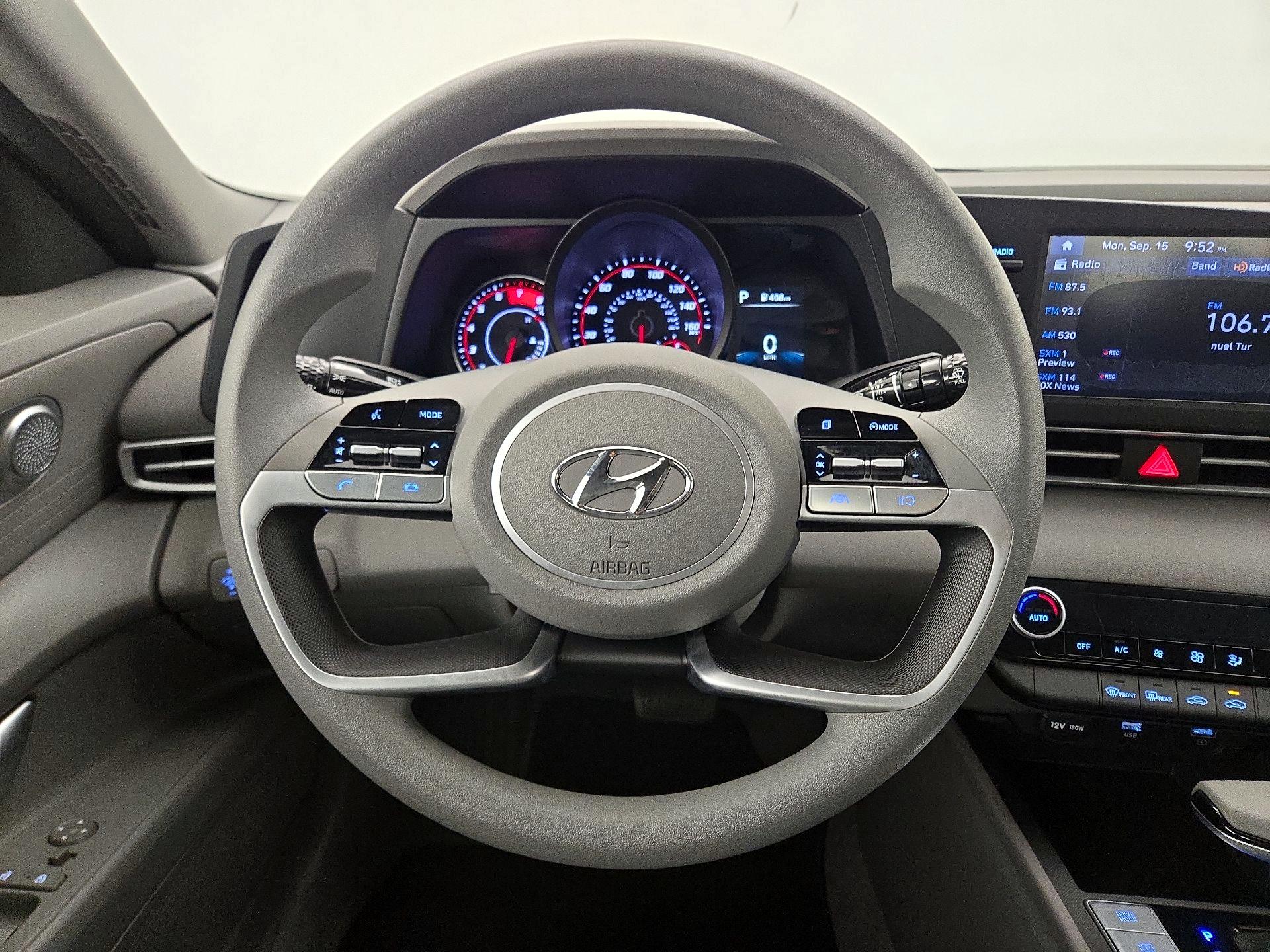 Thumbnail: 2023 Hyundai Elantra - 10