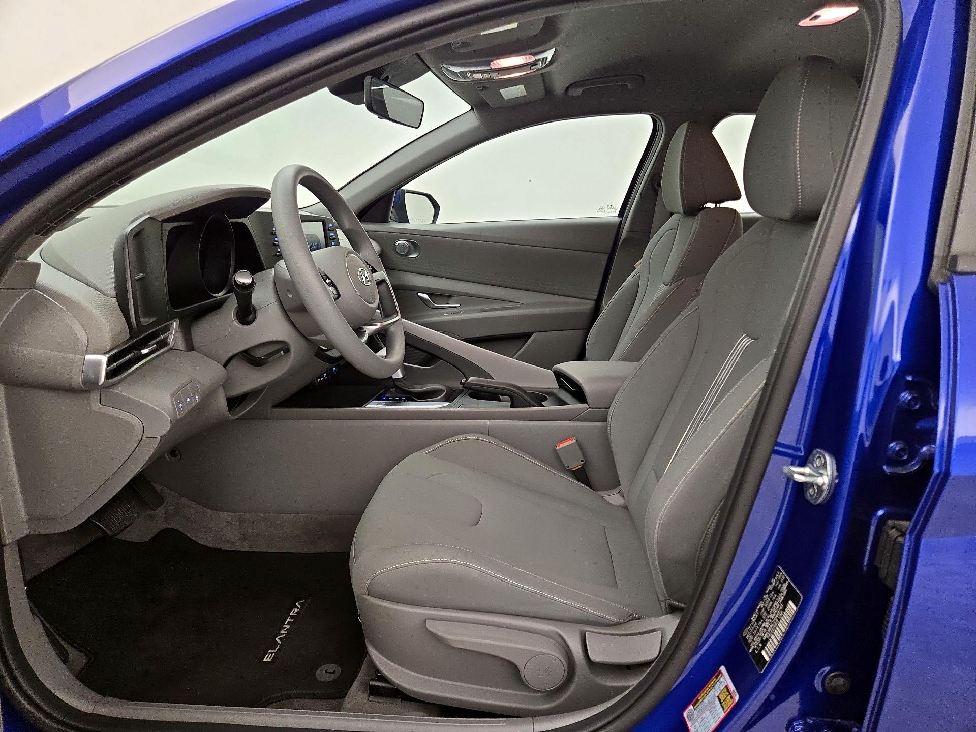 Thumbnail: 2023 Hyundai Elantra - 11