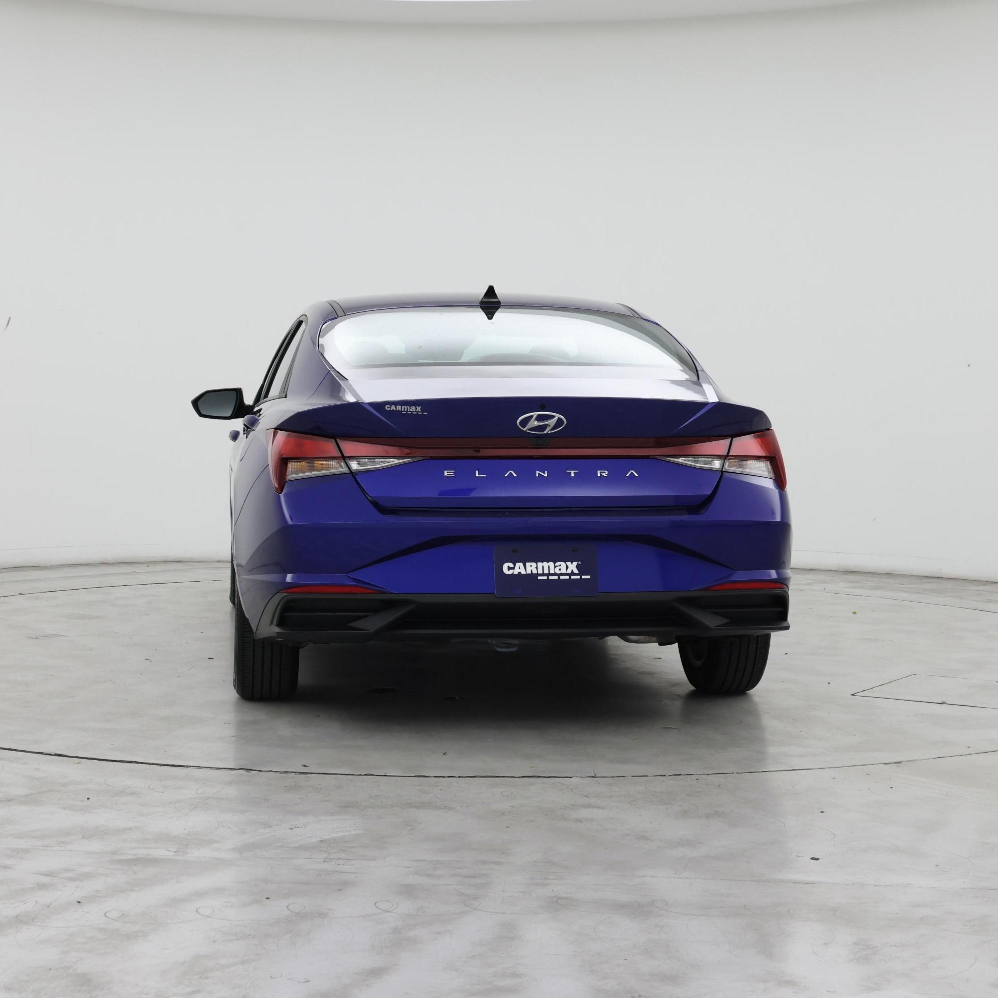 Thumbnail: 2023 Hyundai Elantra - 6