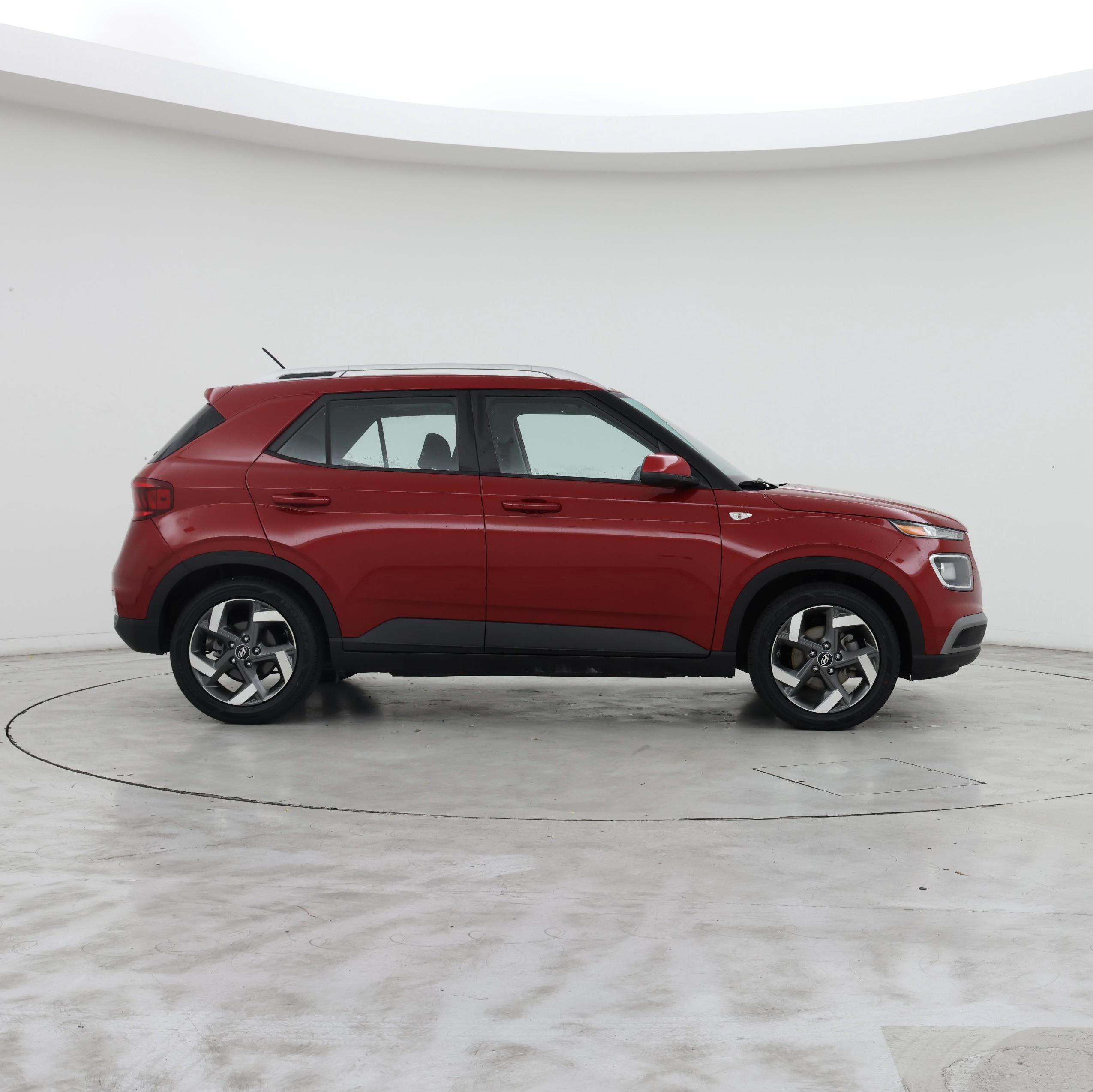 Thumbnail: 2023 Hyundai Venue - 7