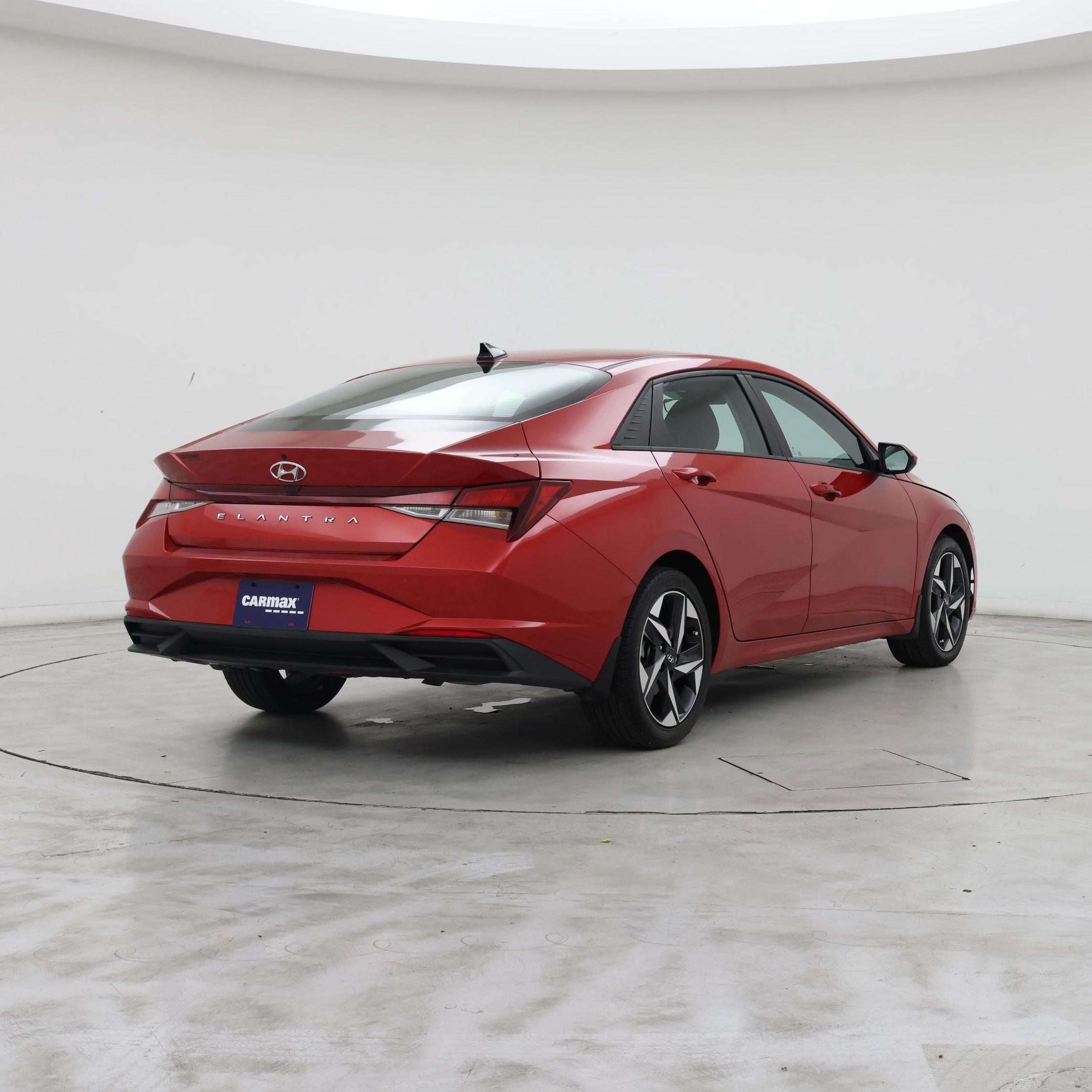 Thumbnail: 2023 Hyundai Elantra - 8
