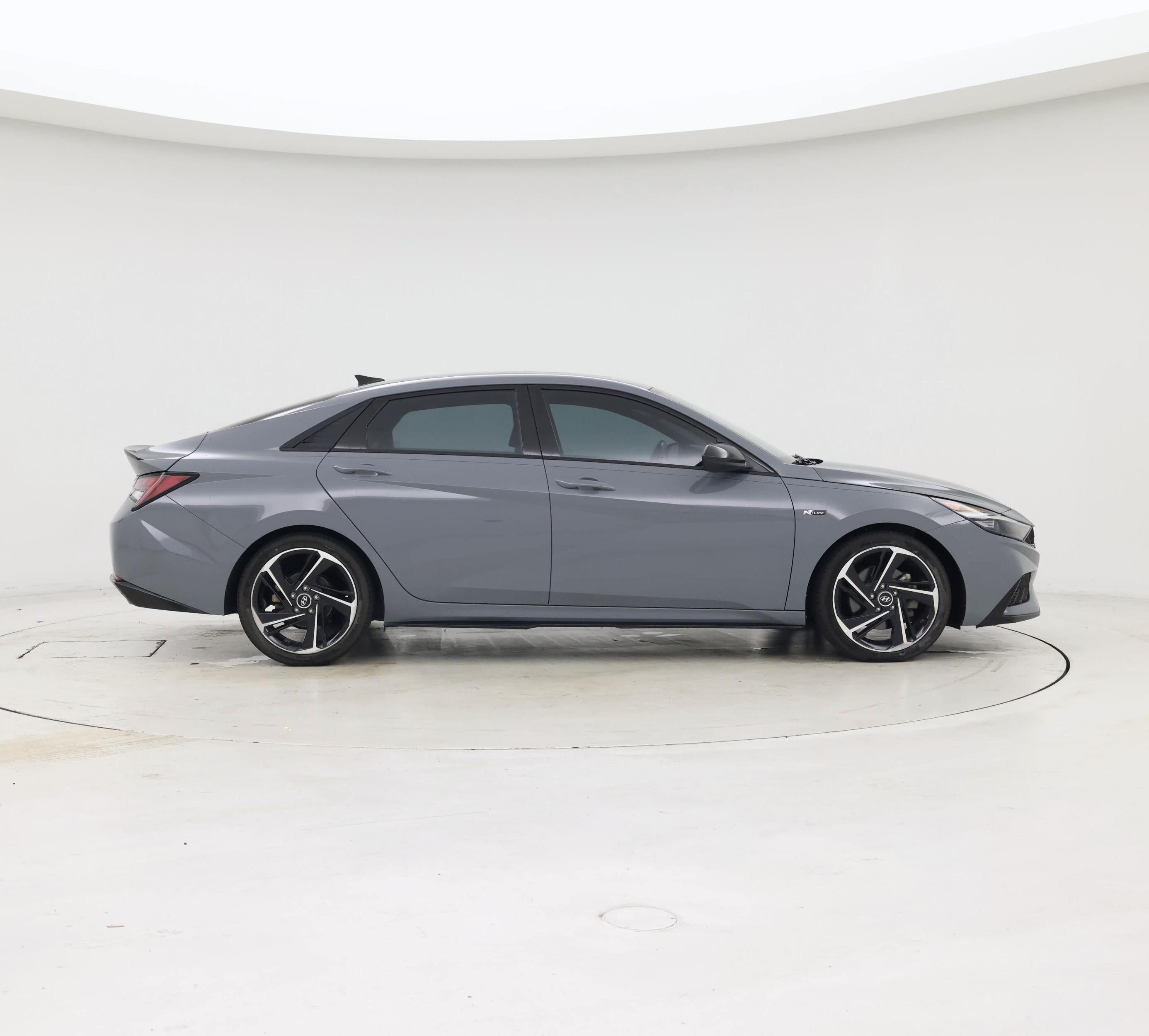 Thumbnail: 2022 Hyundai Elantra - 7