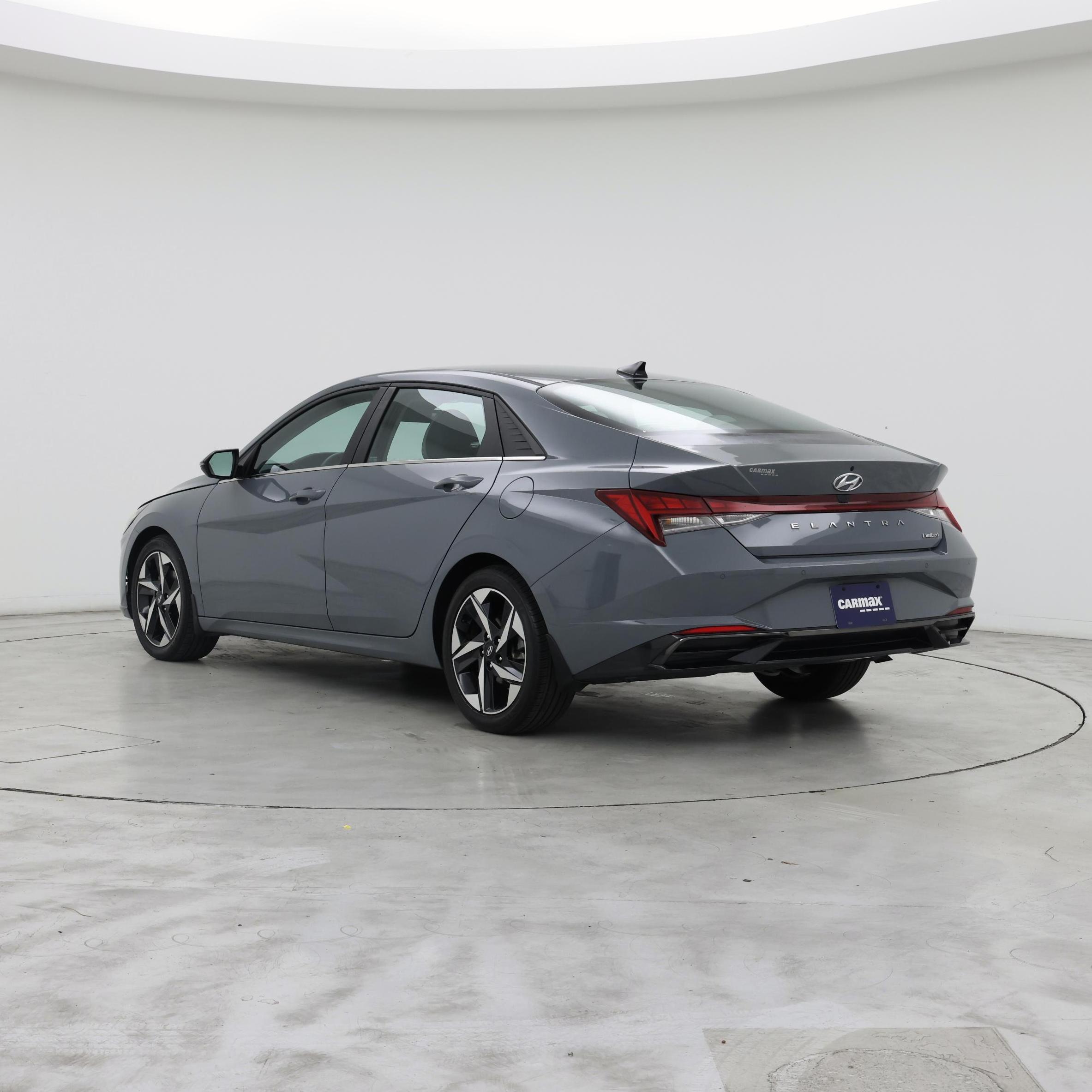 Thumbnail: 2022 Hyundai Elantra - 2
