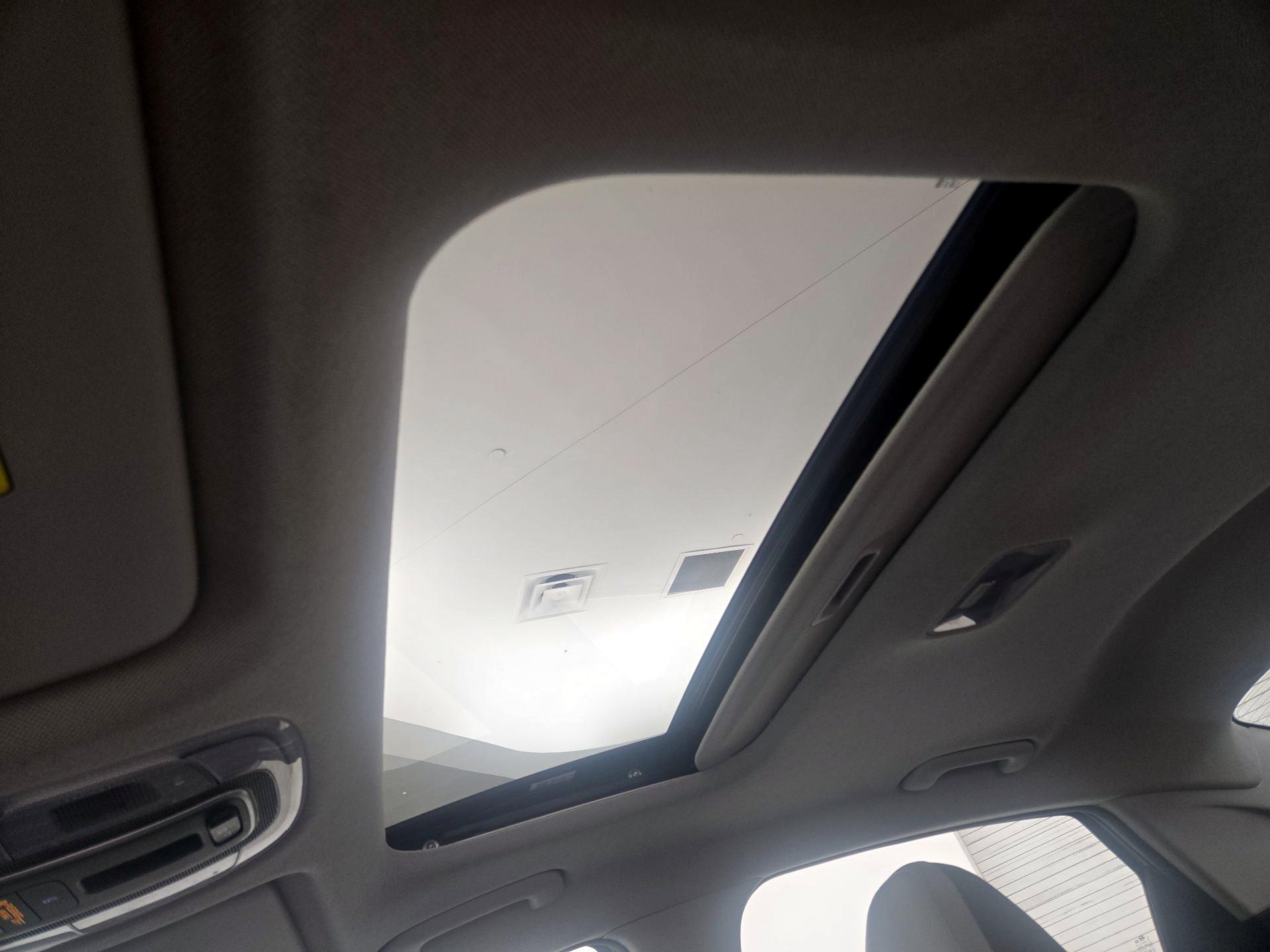 Thumbnail: 2022 Hyundai Elantra - 20