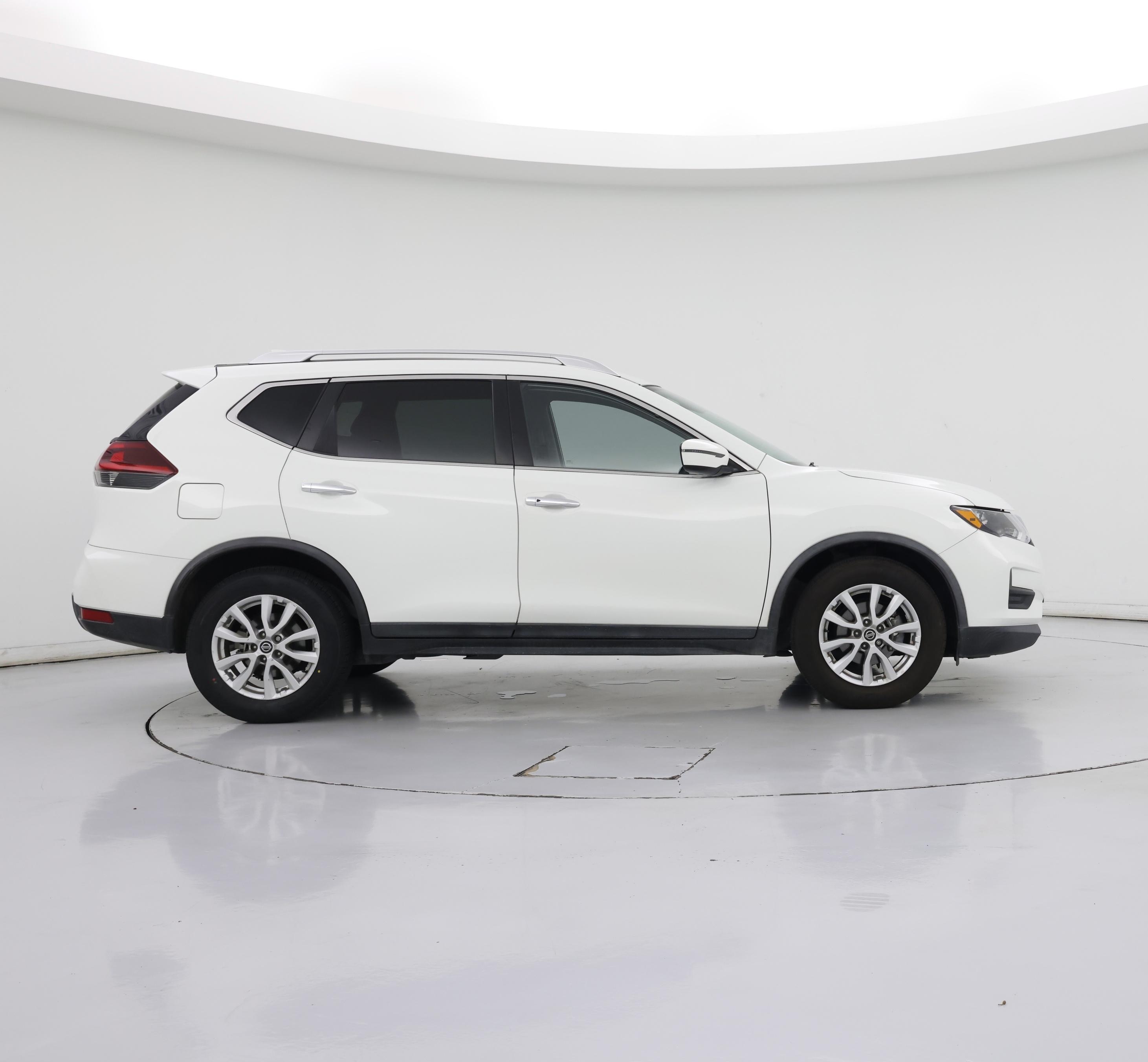 Thumbnail: 2020 Nissan Rogue - 7