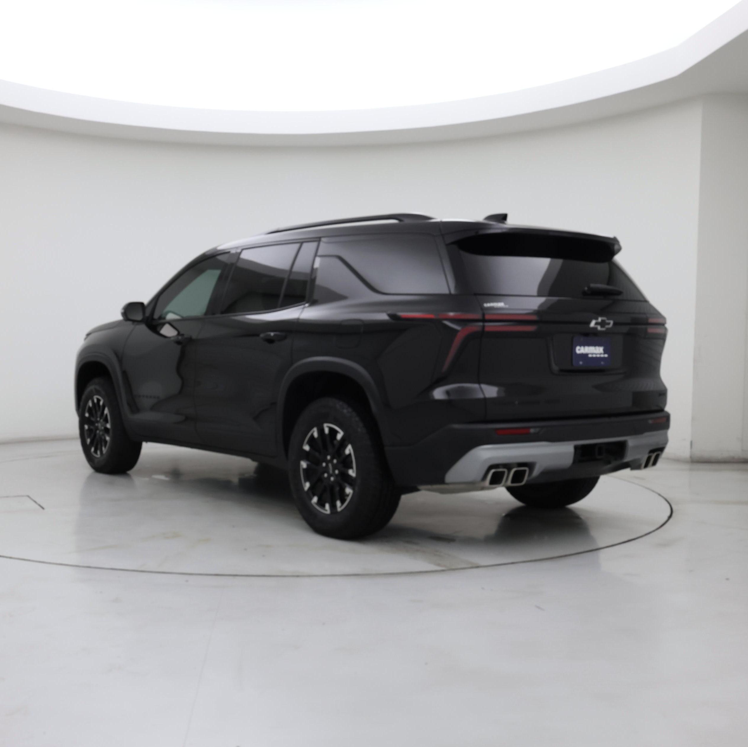 Thumbnail: 2025 Chevrolet Traverse - 2