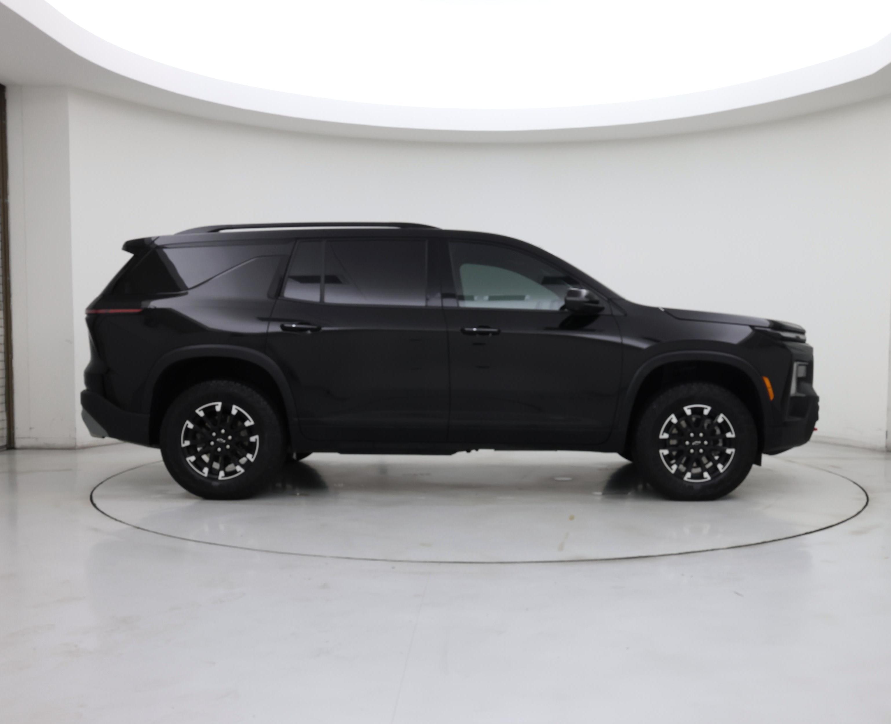 Thumbnail: 2025 Chevrolet Traverse - 7