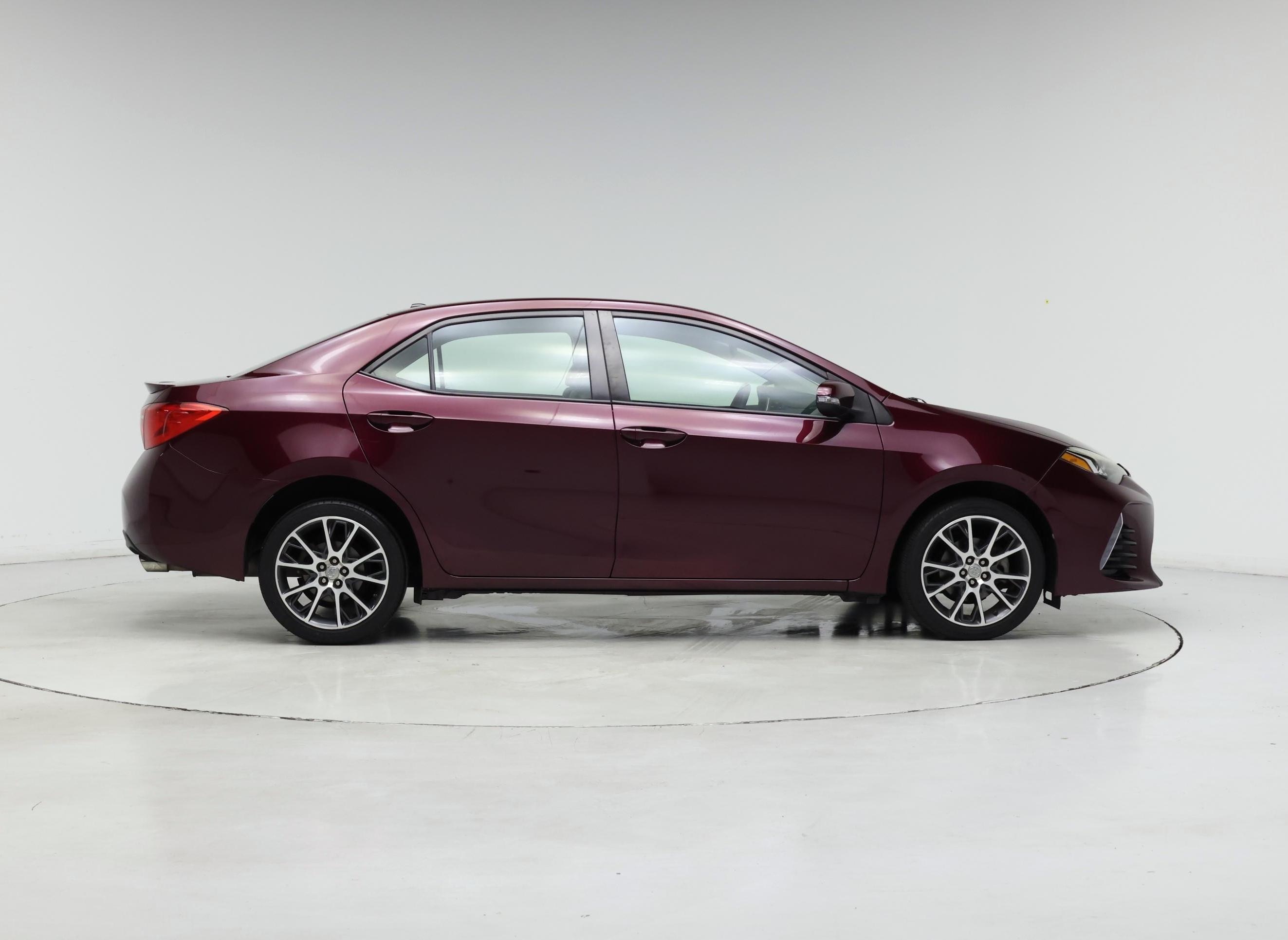 Thumbnail: 2017 Toyota Corolla - 7