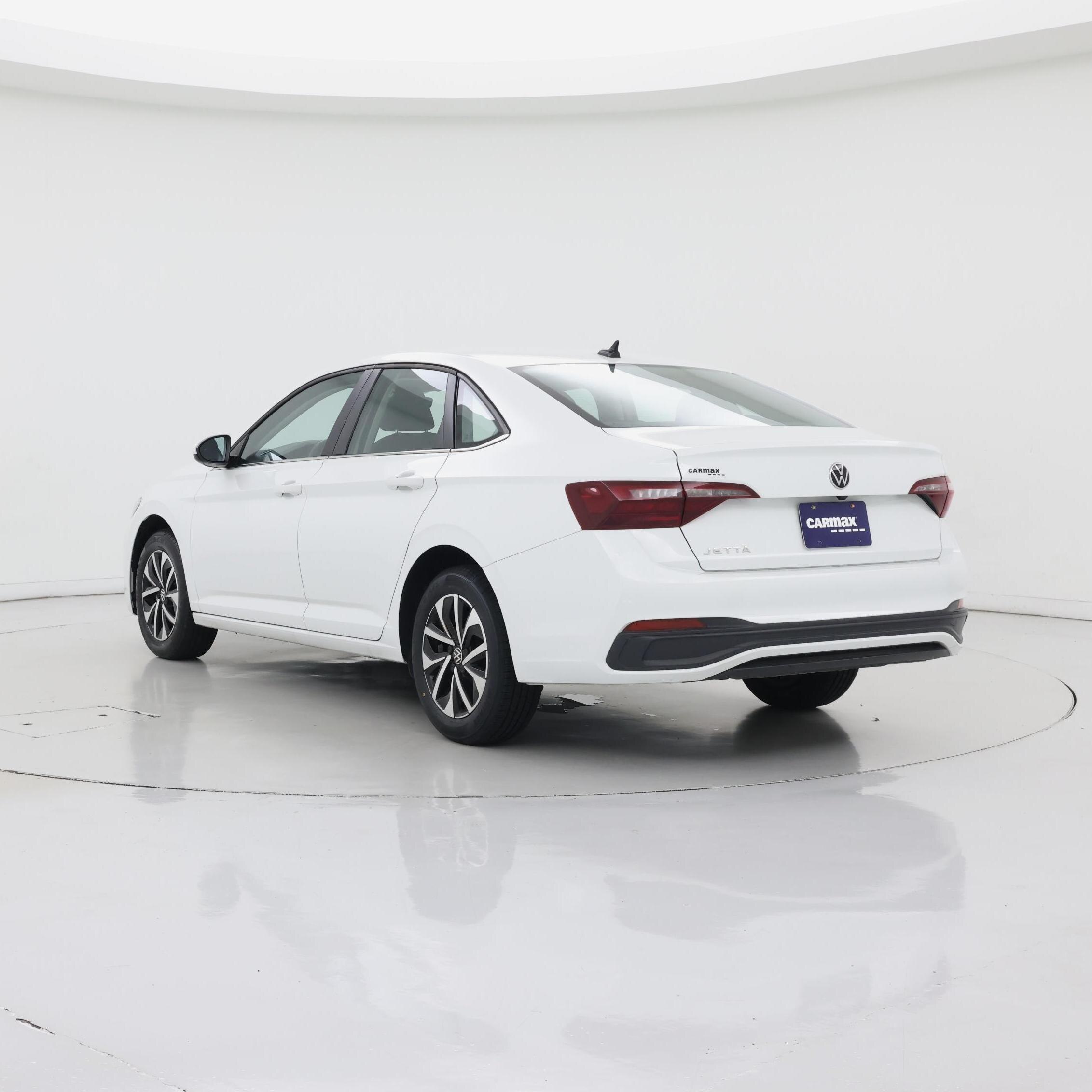 Thumbnail: 2023 Volkswagen Jetta - 2