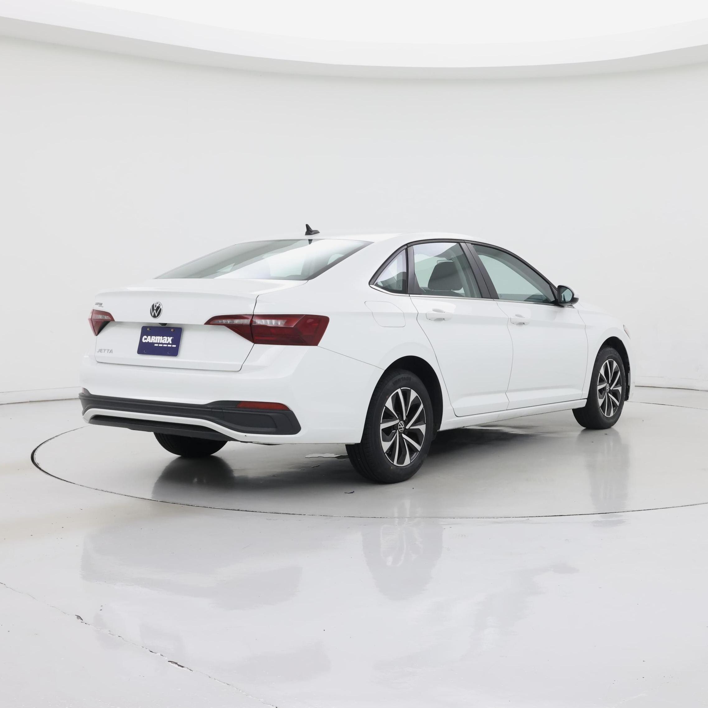 Thumbnail: 2023 Volkswagen Jetta - 8