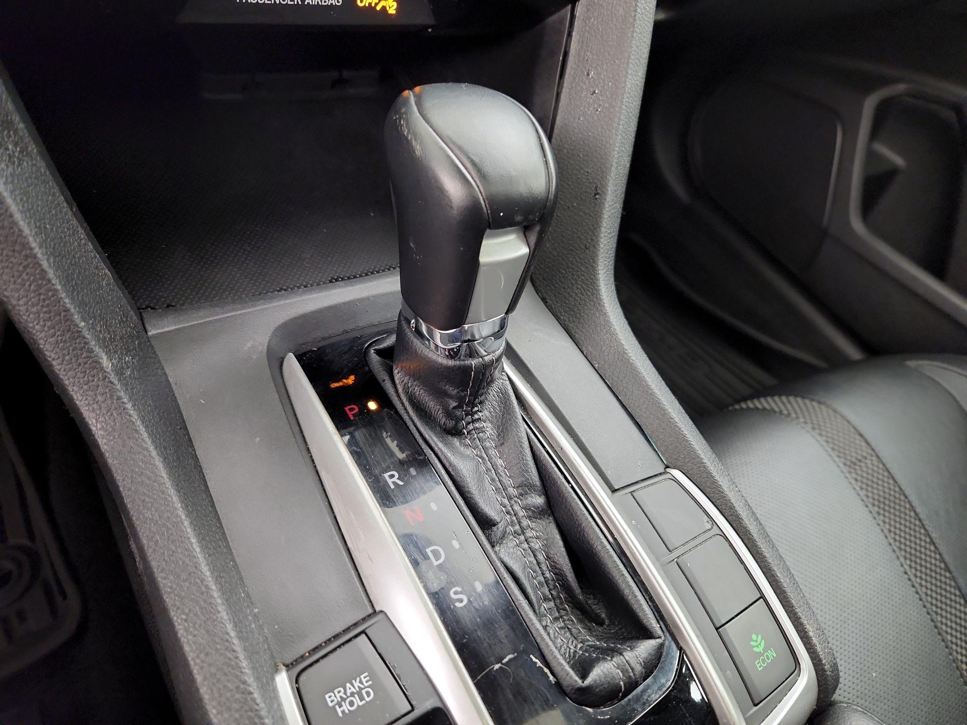 Thumbnail: 2020 Honda Civic - 18