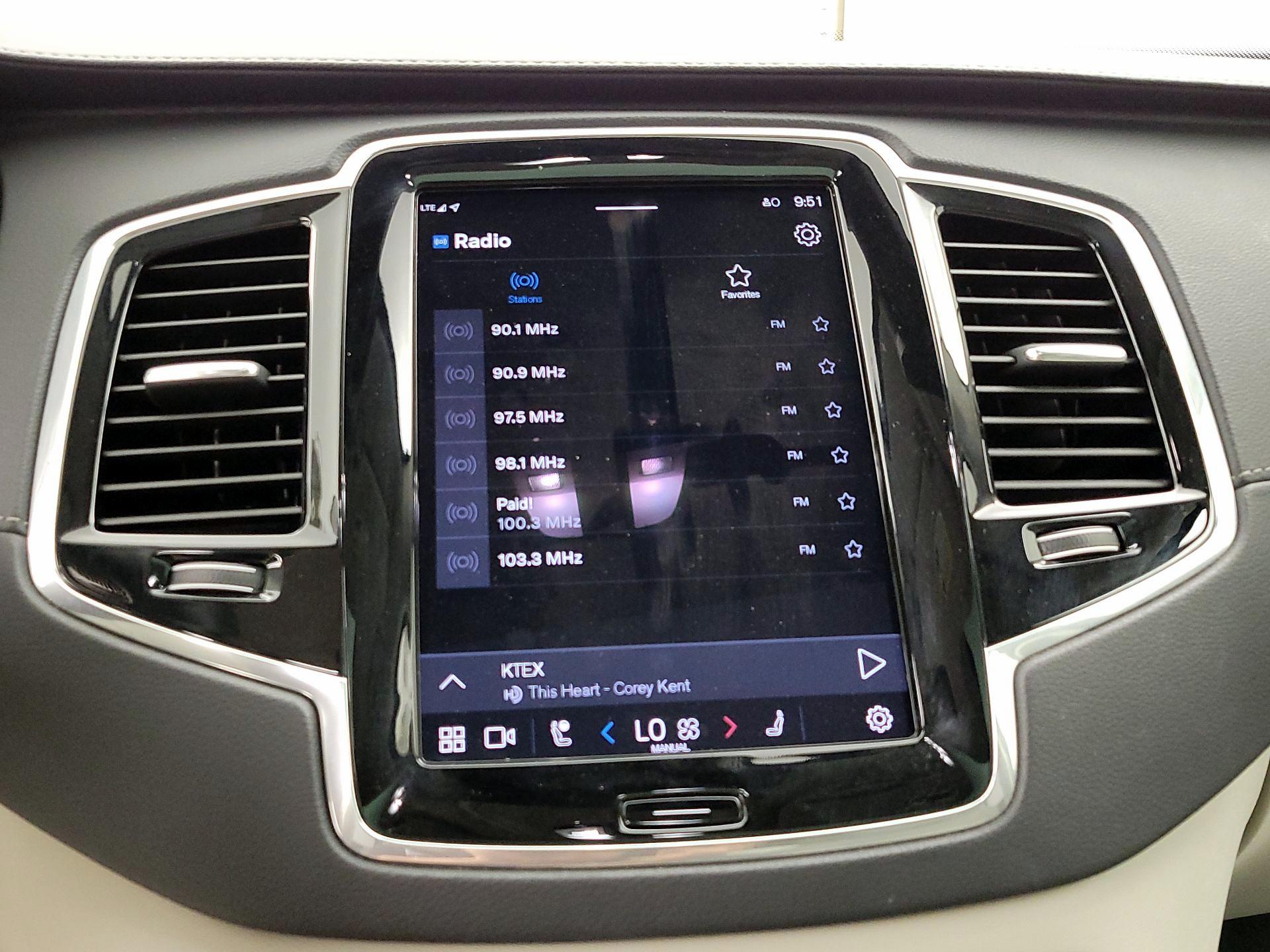 Thumbnail: 2023 Volvo XC90 - 15