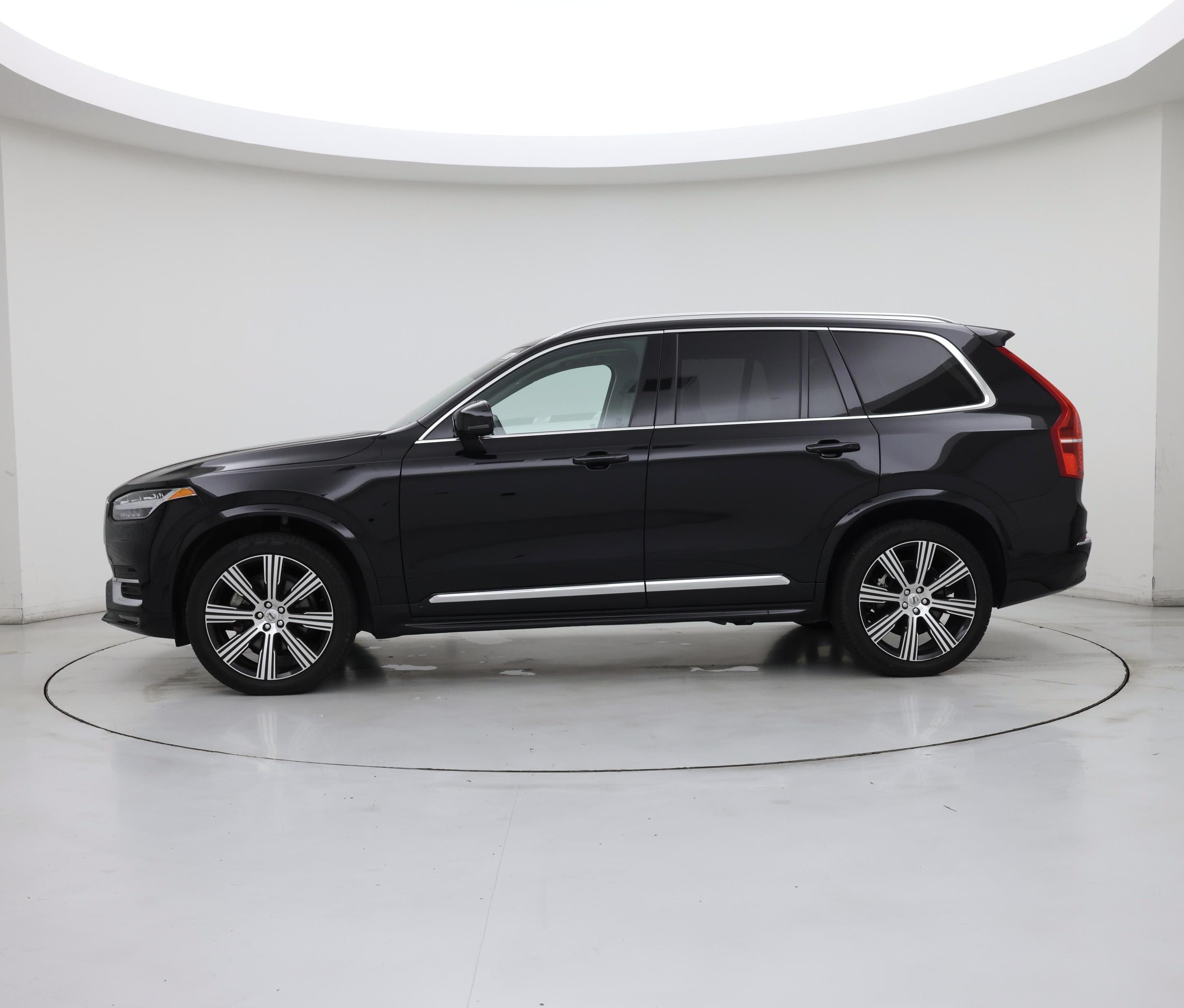 Thumbnail: 2023 Volvo XC90 - 3