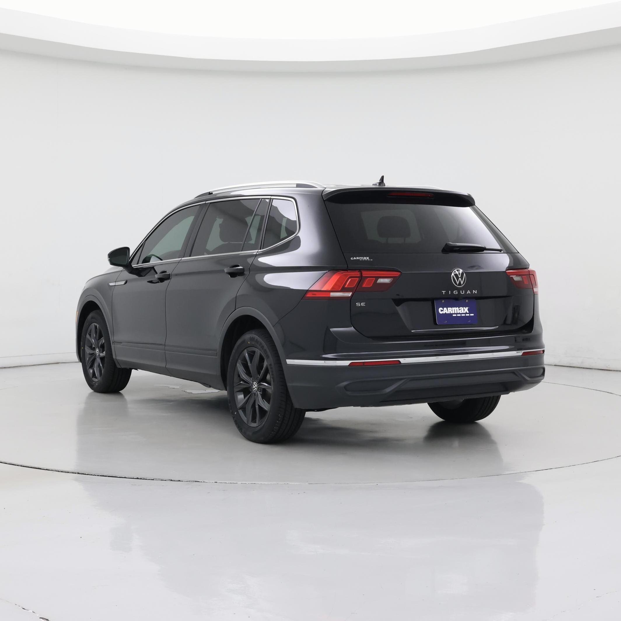 Thumbnail: 2024 Volkswagen Tiguan - 2