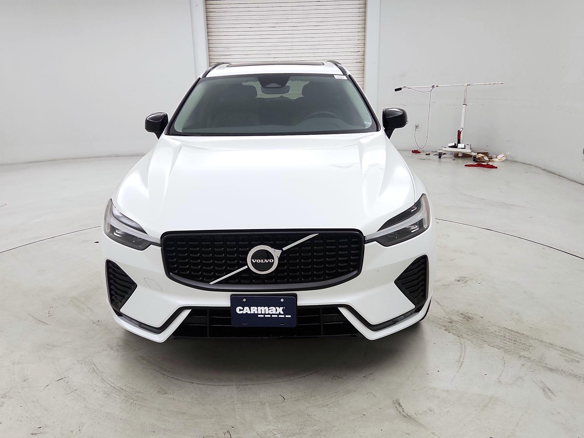 Thumbnail: 2025 Volvo XC60 - 2