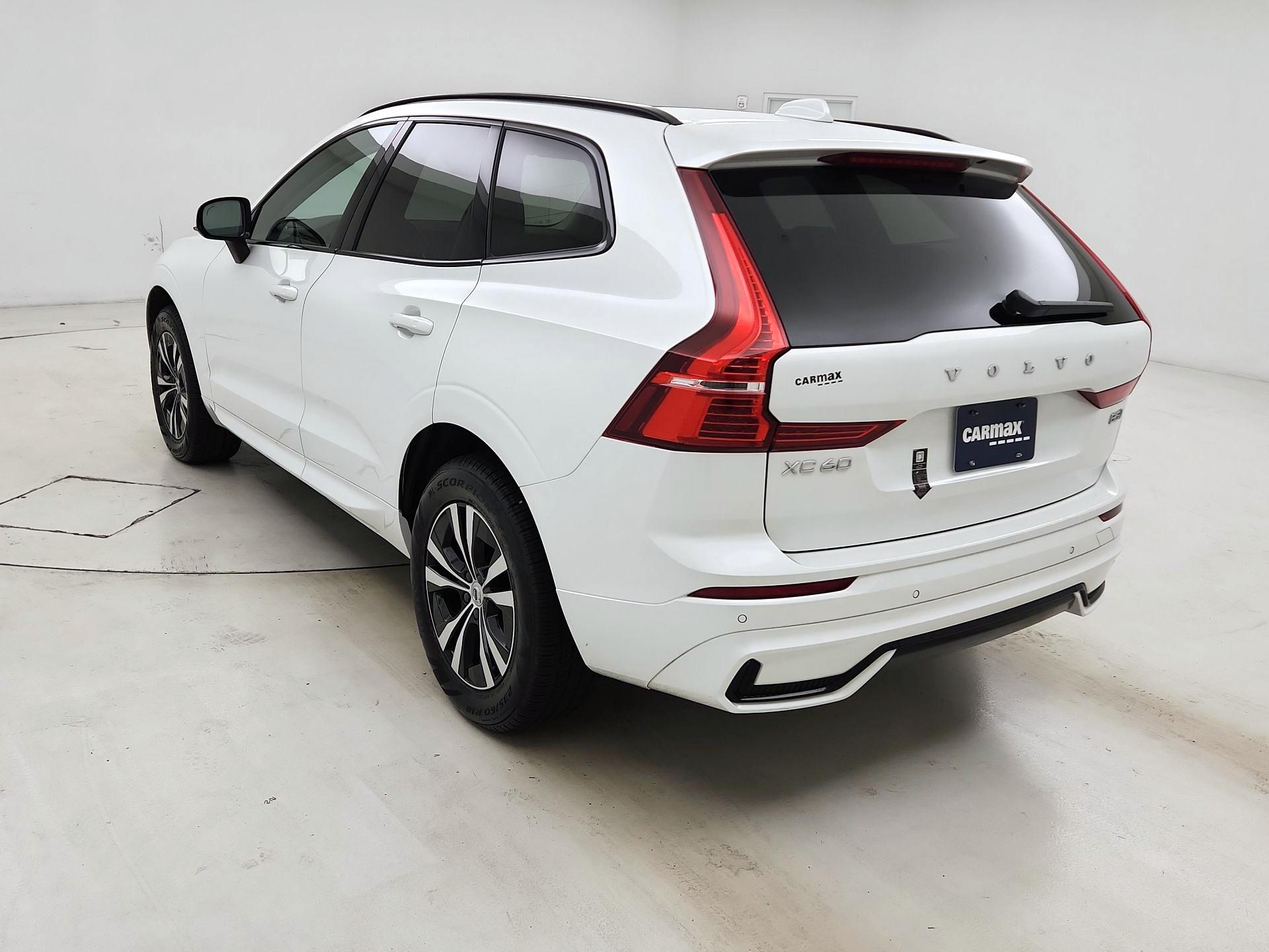 Thumbnail: 2025 Volvo XC60 - 7