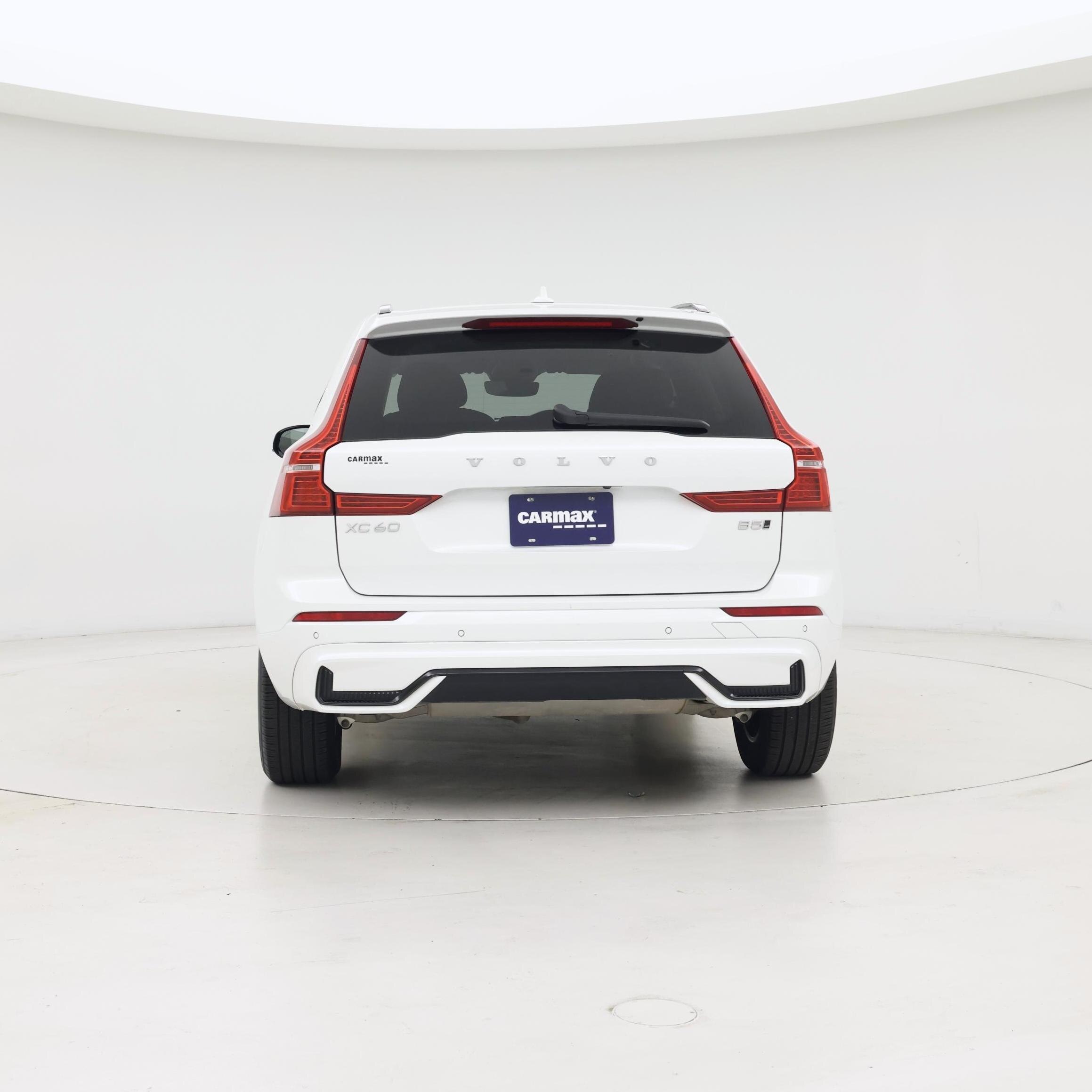 Thumbnail: 2025 Volvo XC60 - 6