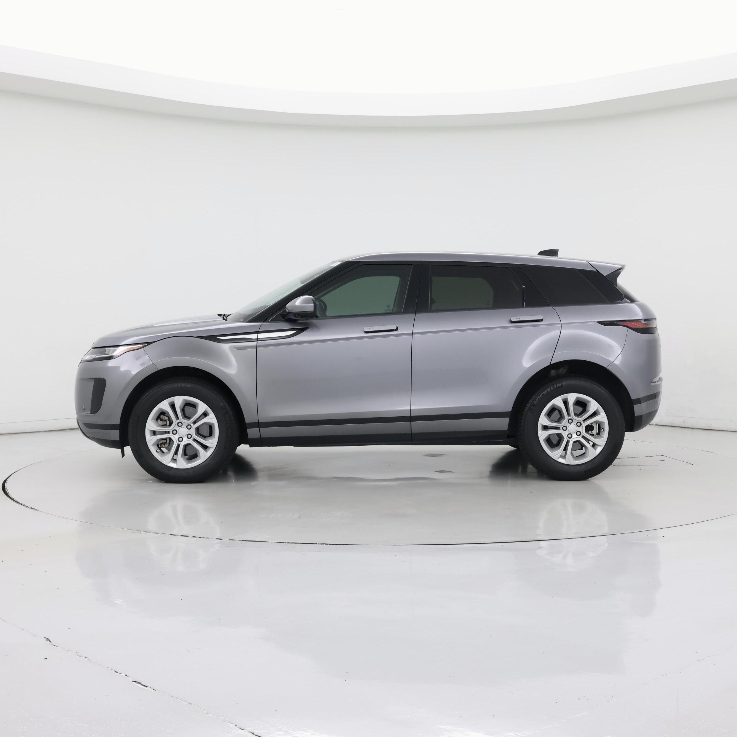 Thumbnail: 2022 Land Rover Range Rover Evoque - 3