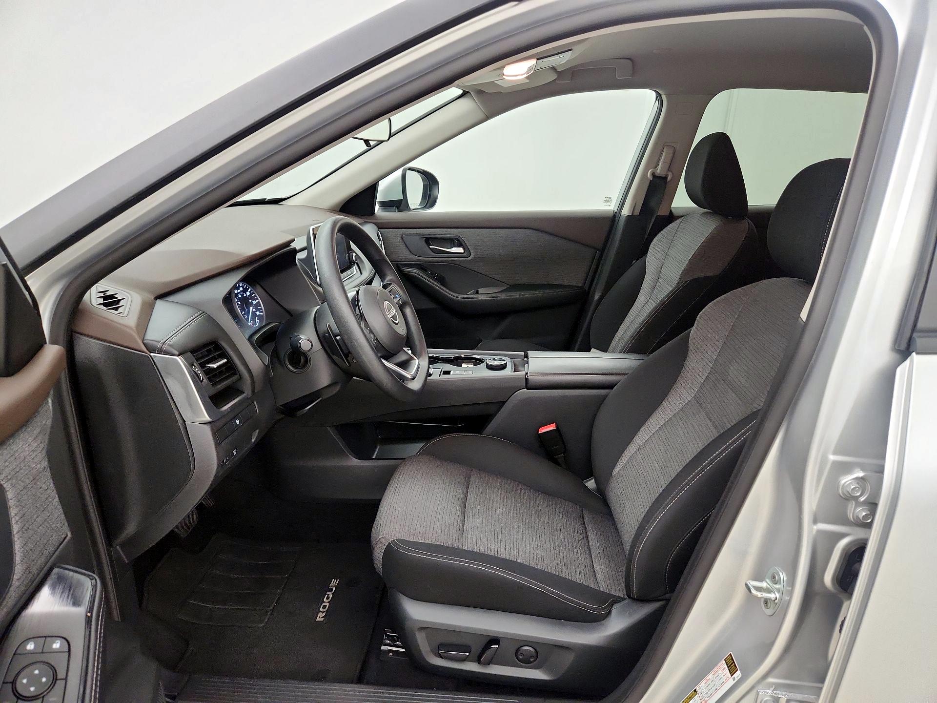 Thumbnail: 2023 Nissan Rogue - 11