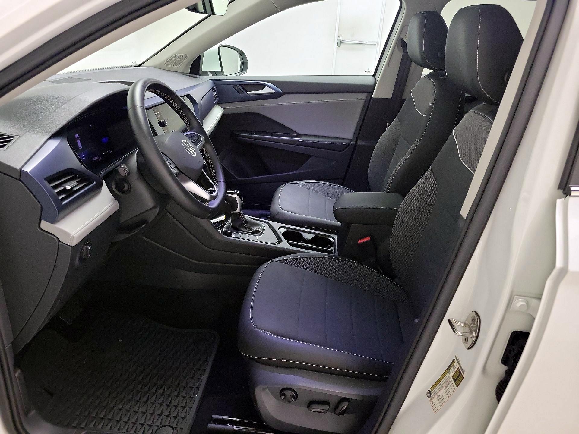 Thumbnail: 2024 Volkswagen Taos - 11