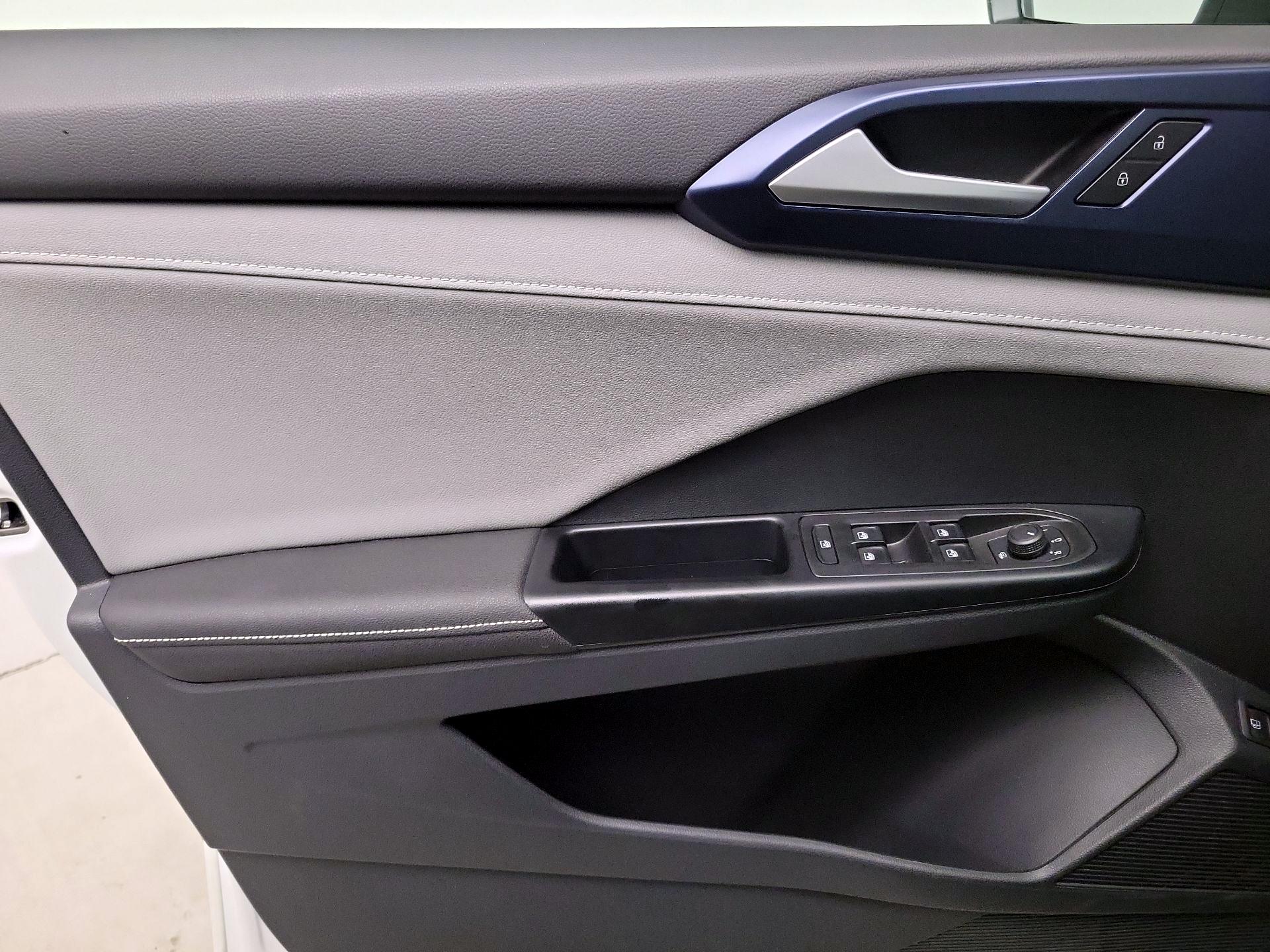 Thumbnail: 2024 Volkswagen Taos - 12