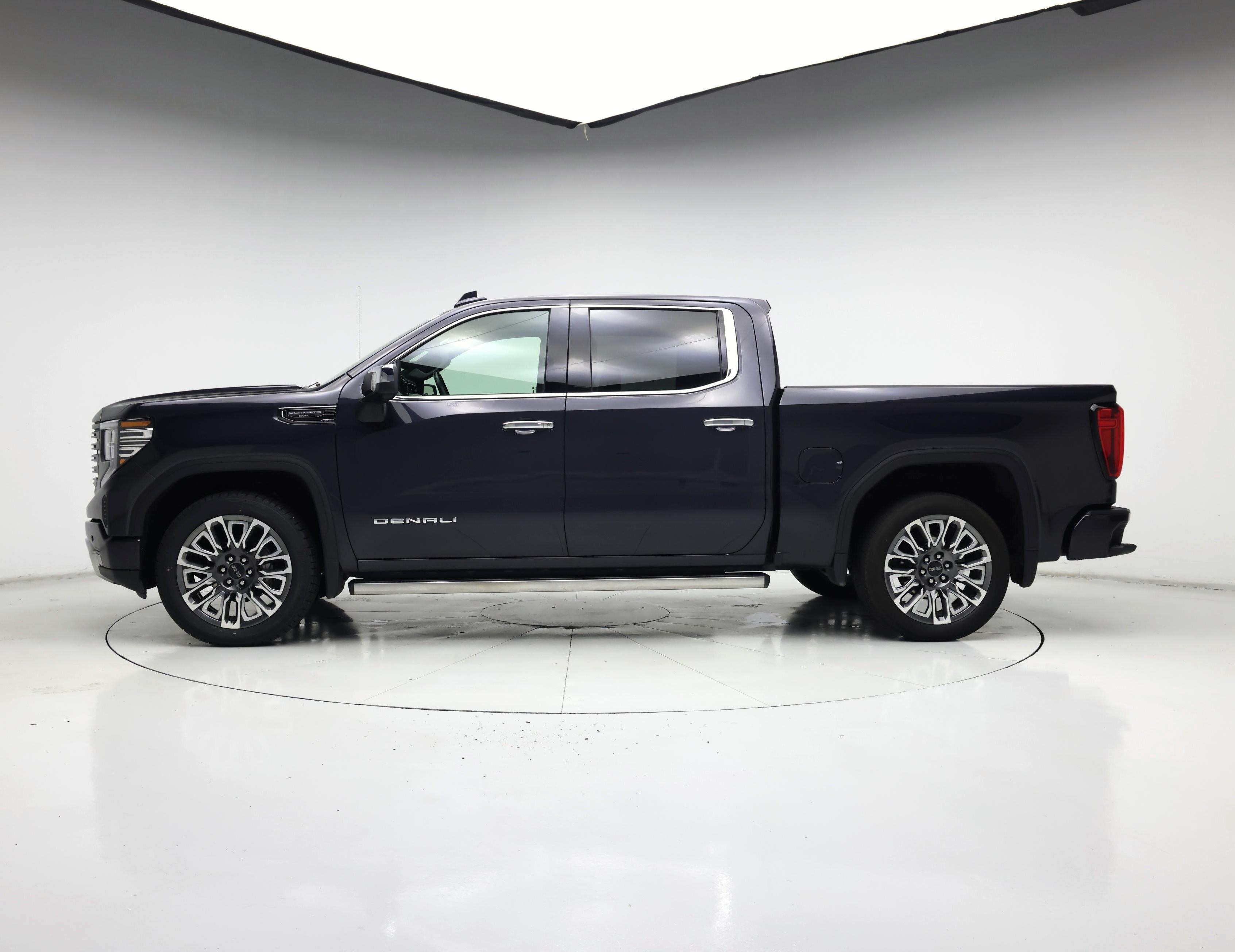 Thumbnail: 2024 GMC Sierra 1500 - 3
