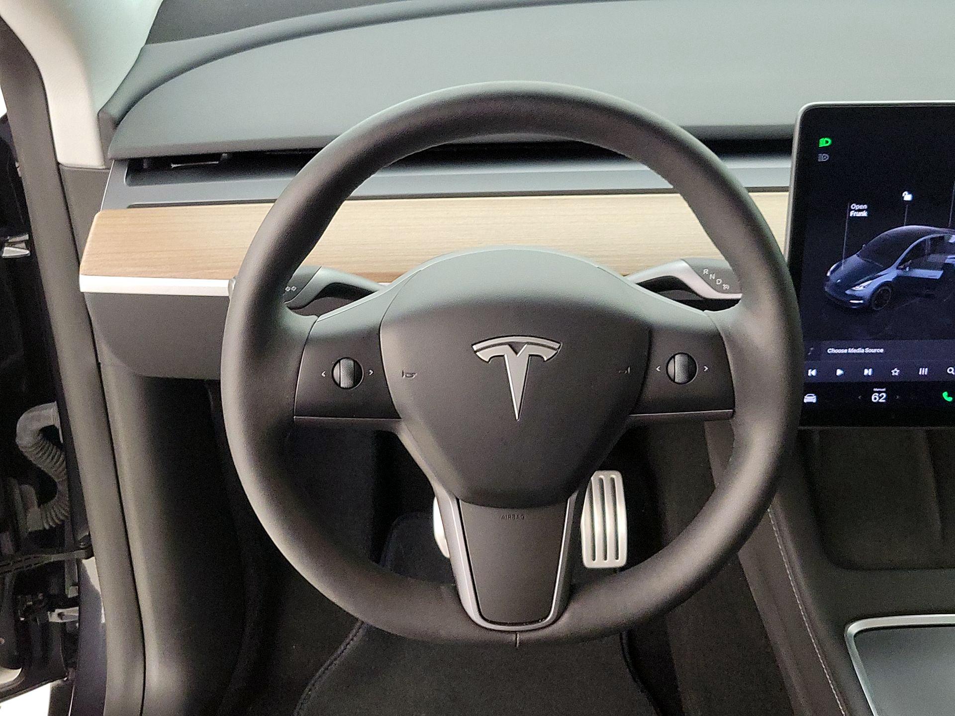 Thumbnail: 2024 Tesla Model Y - 10