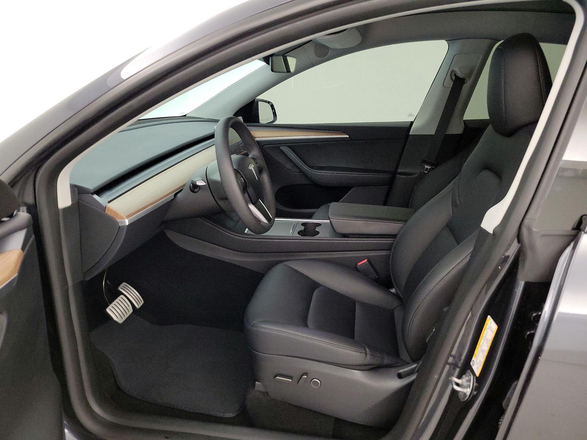 Thumbnail: 2024 Tesla Model Y - 11