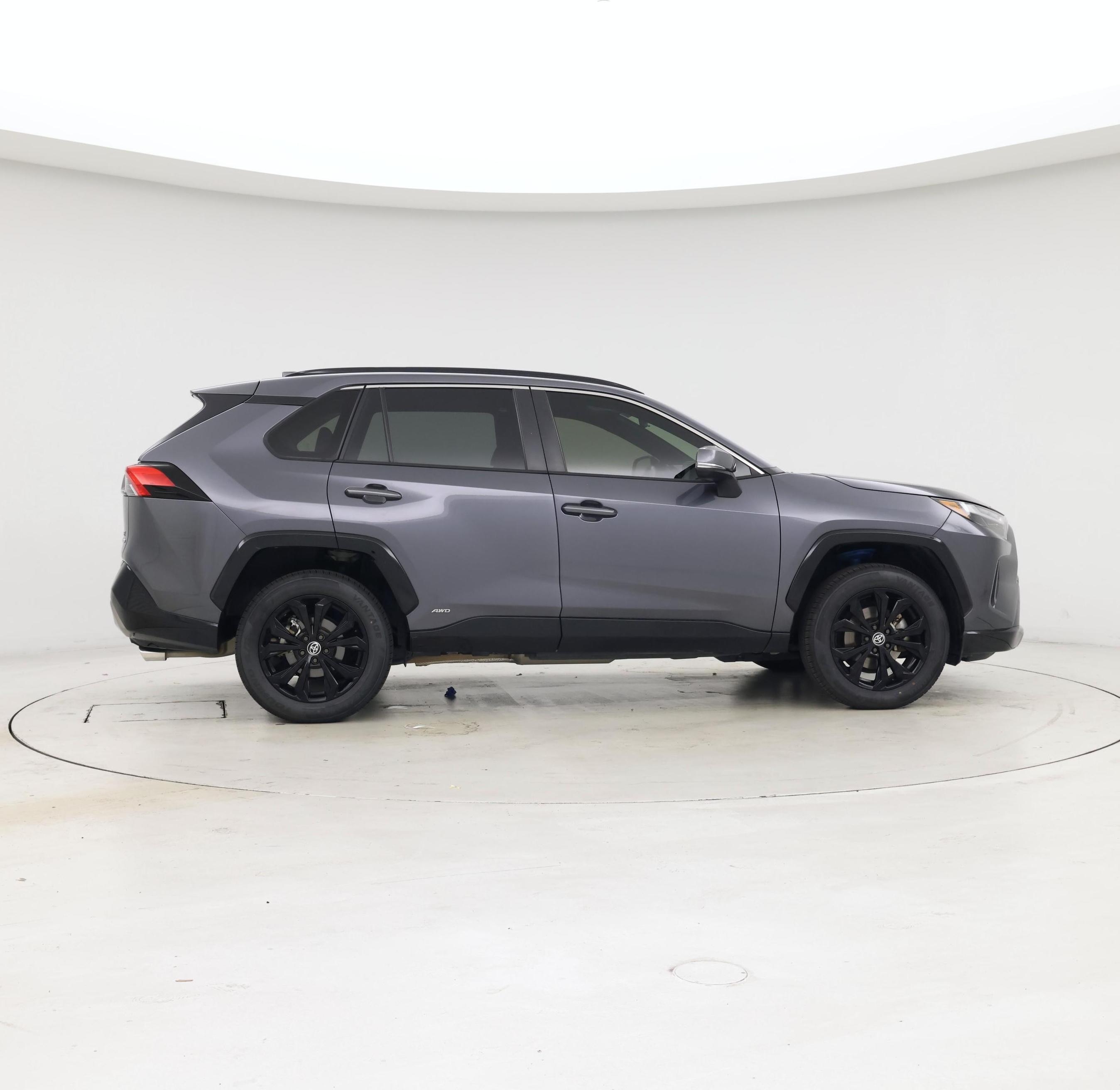 Thumbnail: 2022 Toyota RAV4 - 7