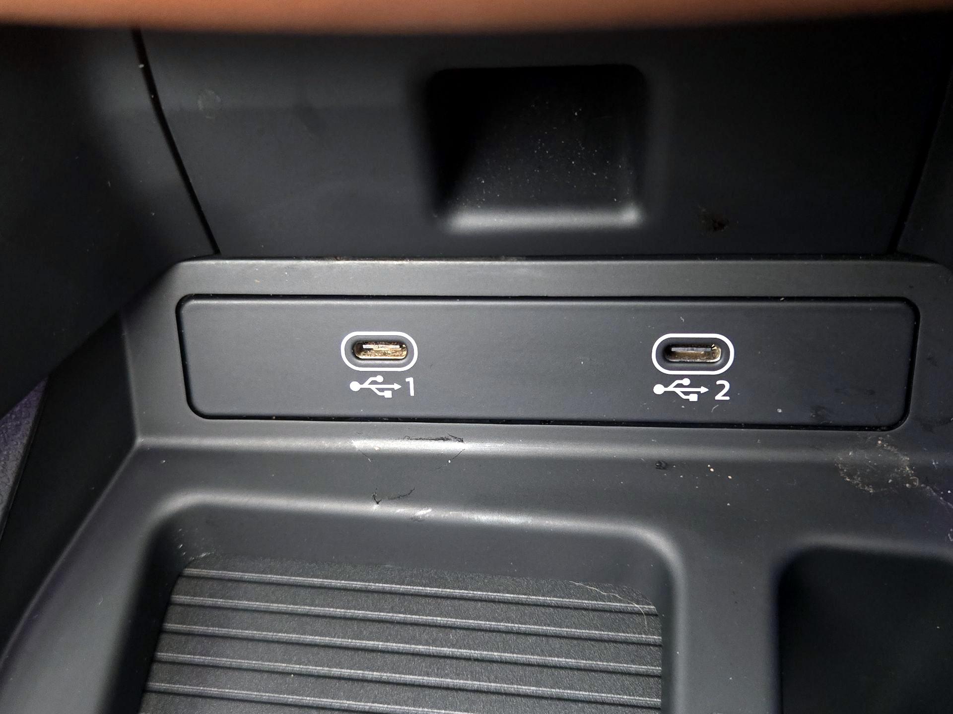 Thumbnail: 2023 Audi e-tron - 19